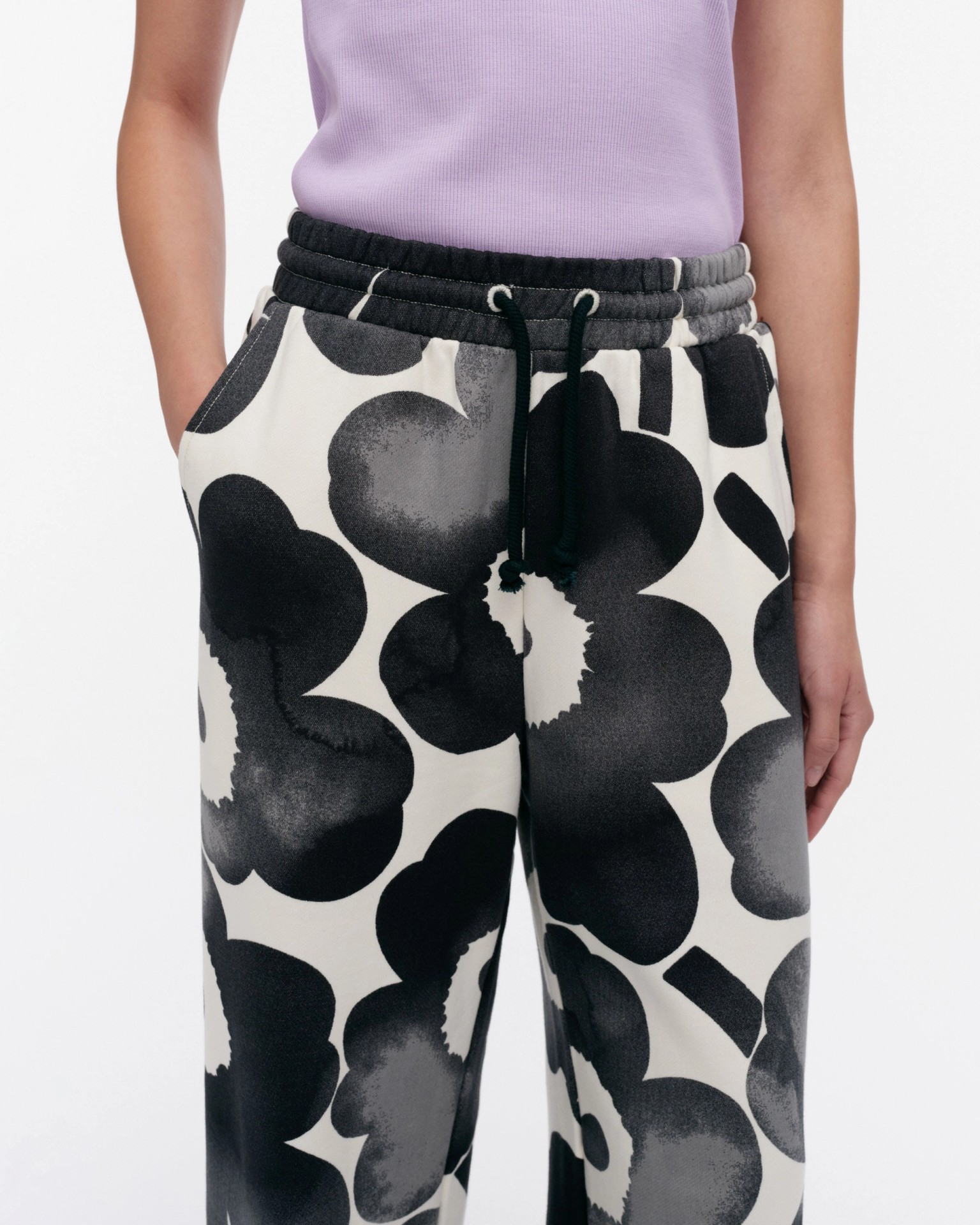 Varret Akvarelli Unikko, Kioski trousers, off white, grey, black,