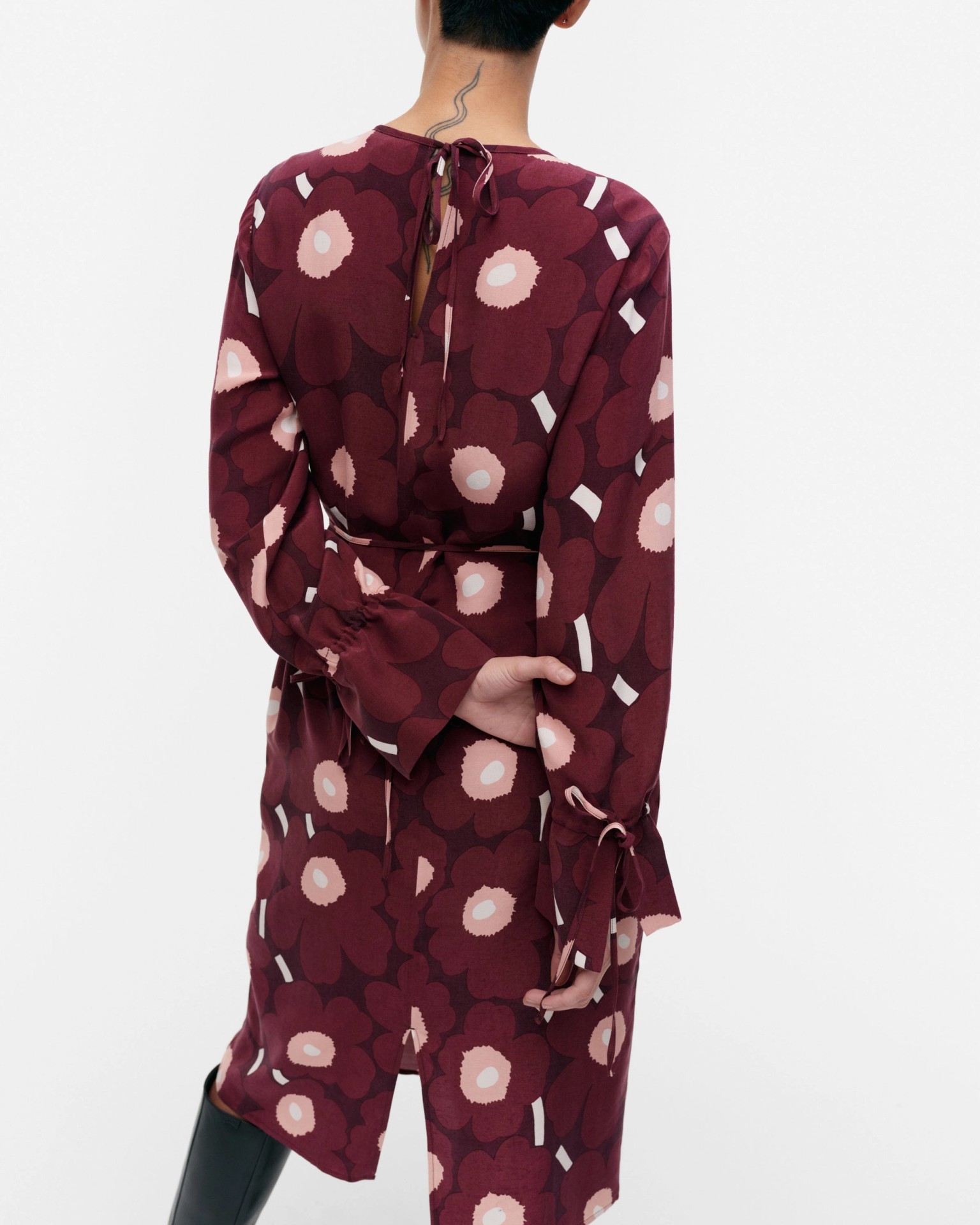 Lahjat Unikko, Dress, dark red, wine red, light pink,