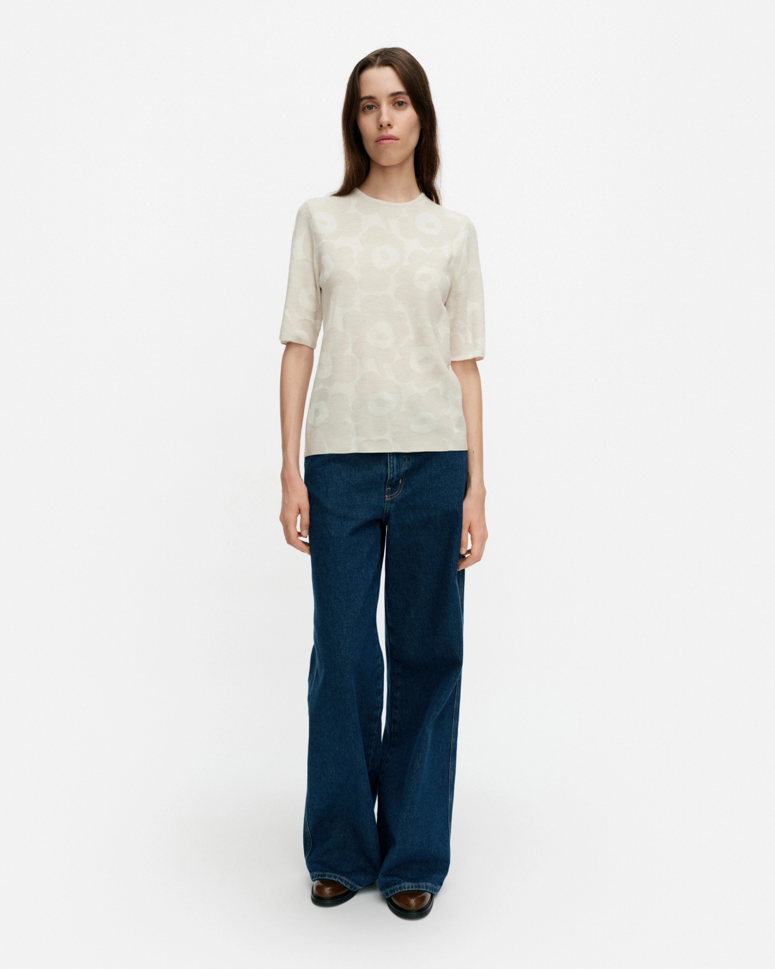 Kertyä Unikko, Knitted top, white, off white,