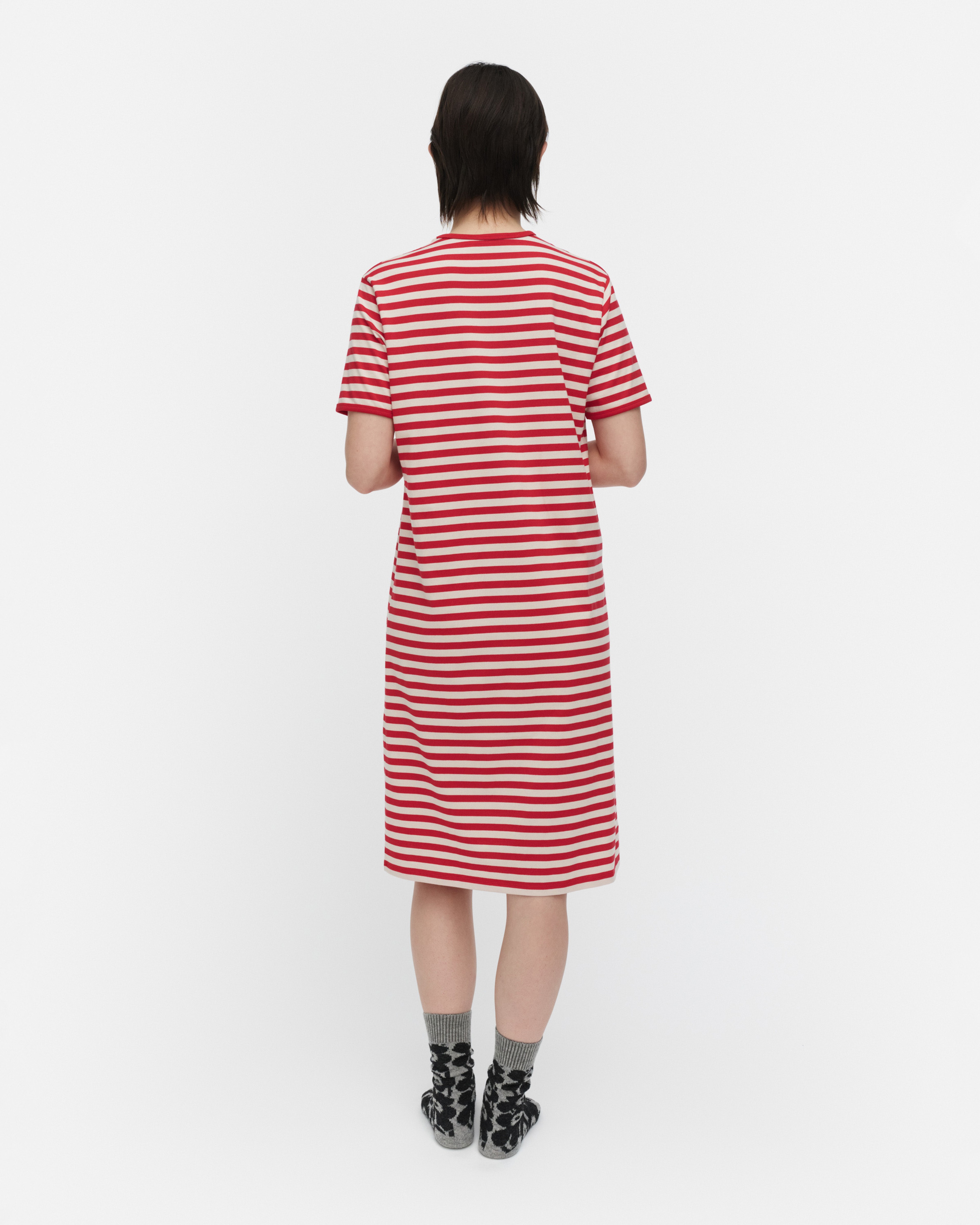 Hetta II Tasaraita, Nightgown, red, off white,