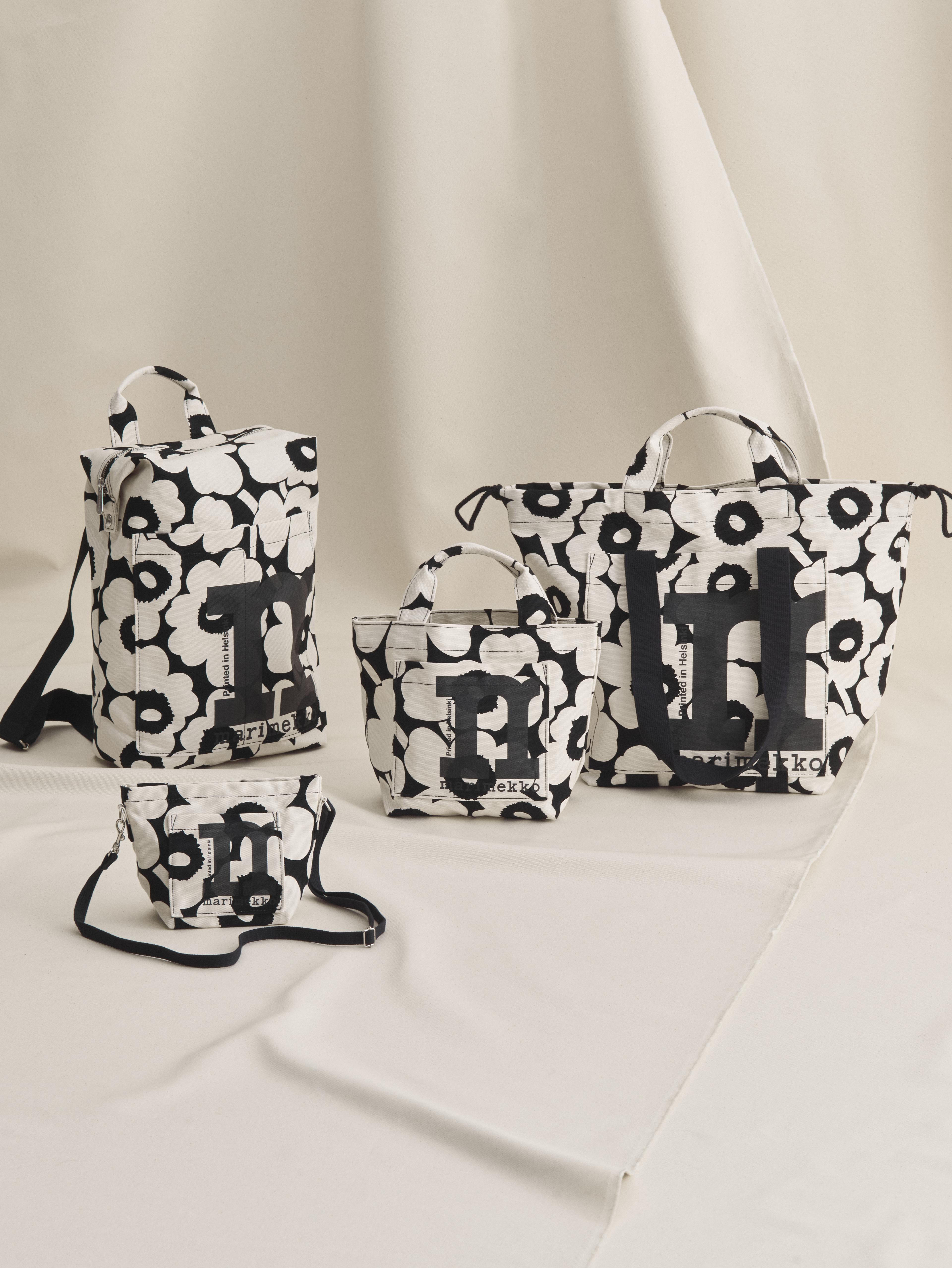 Monoform-laukkuja Unikko-kuviossa.