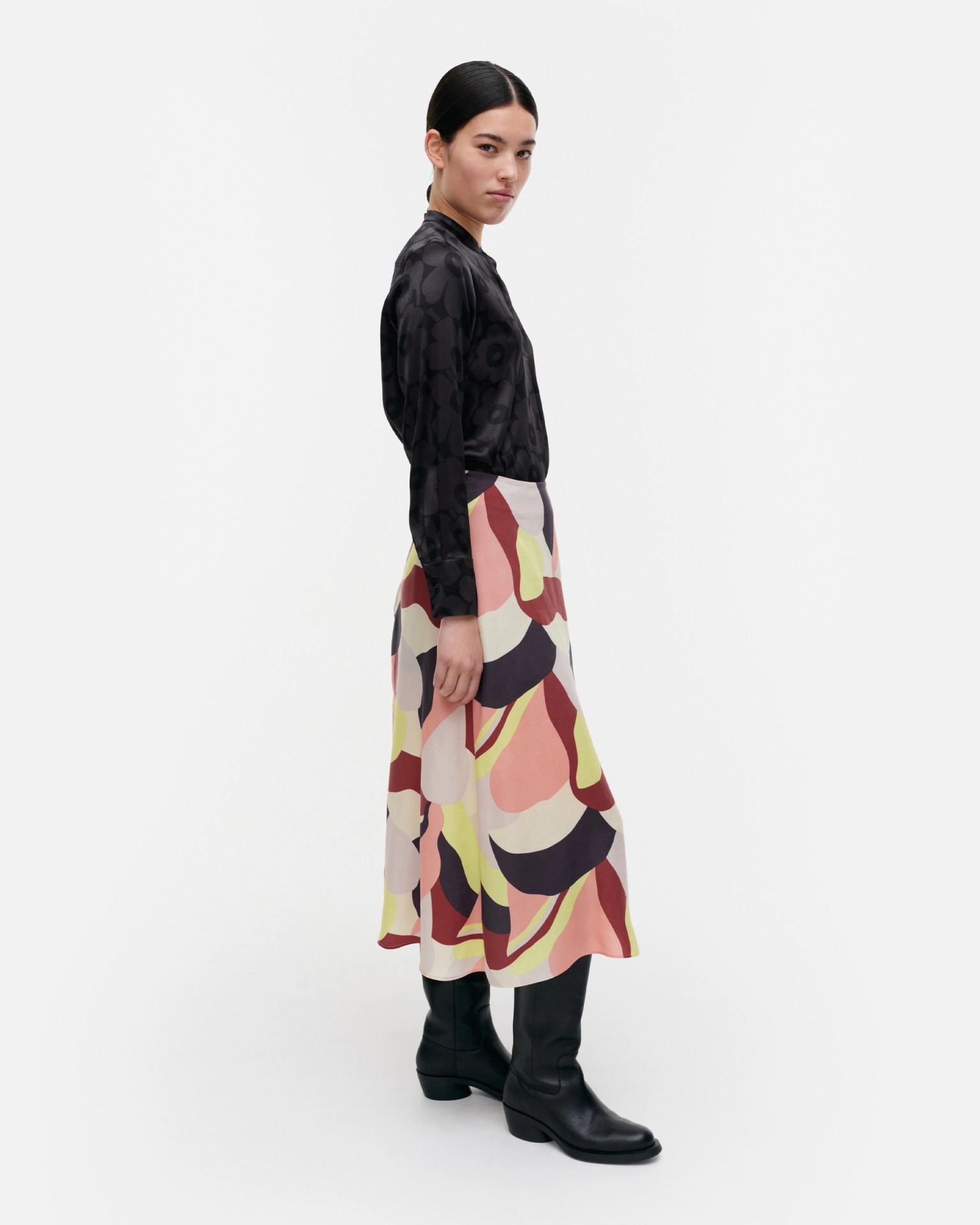 Kreppi Kamelia, Skirt, red, grey, lt.pink, lt.yellow,