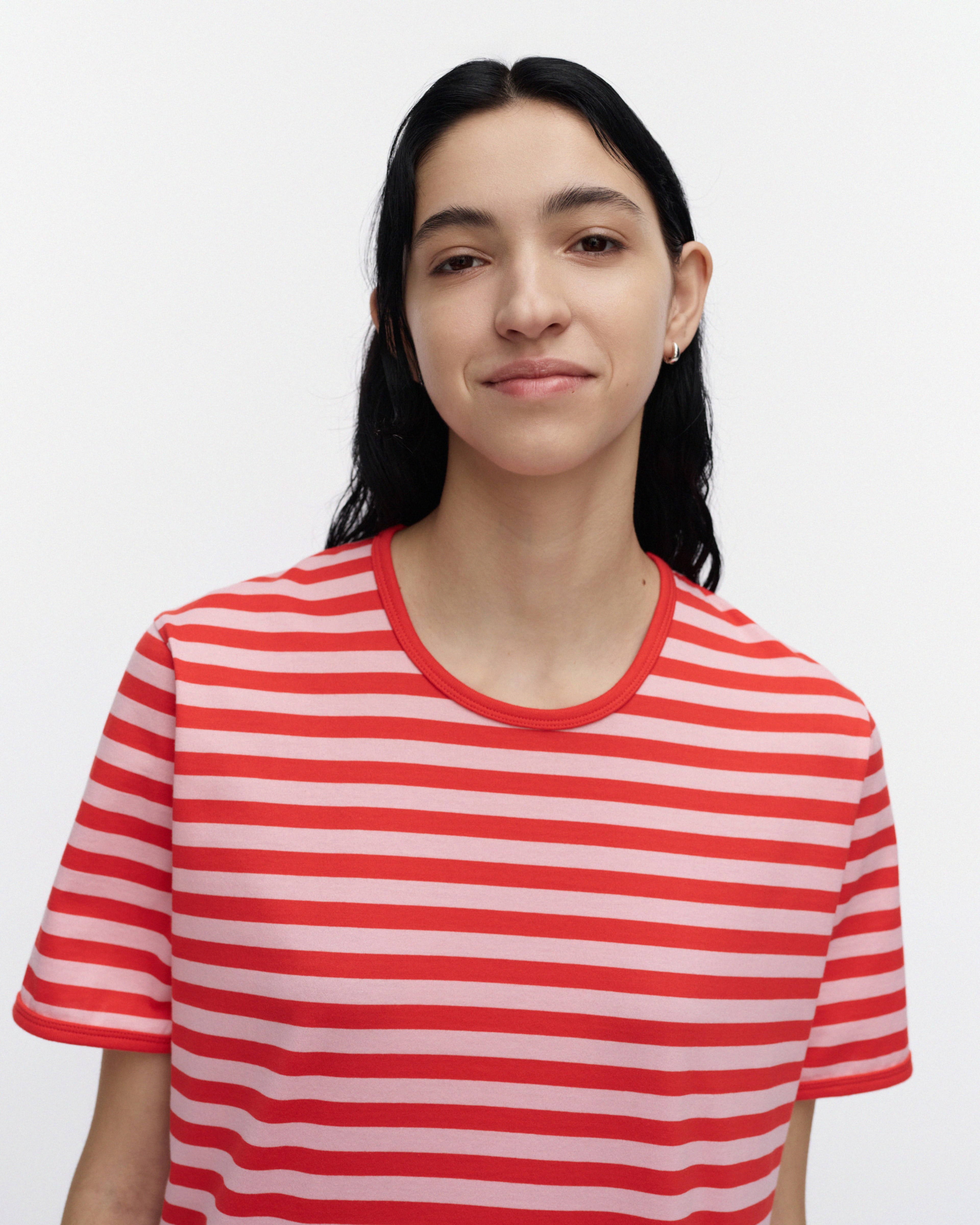 Hetta II Tasaraita, Nightgown, red, light pink,