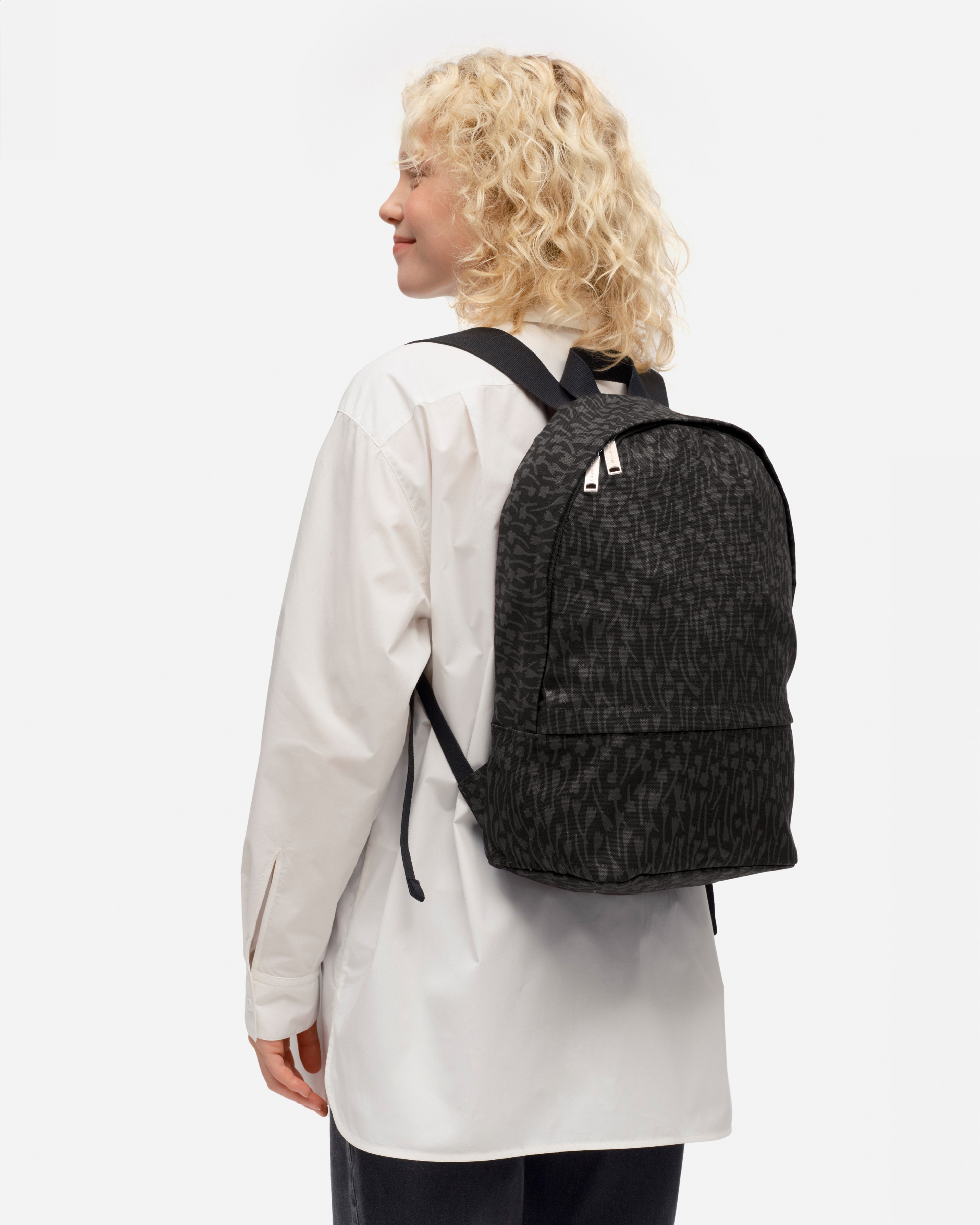 Enni Tuulahdus Backpack
