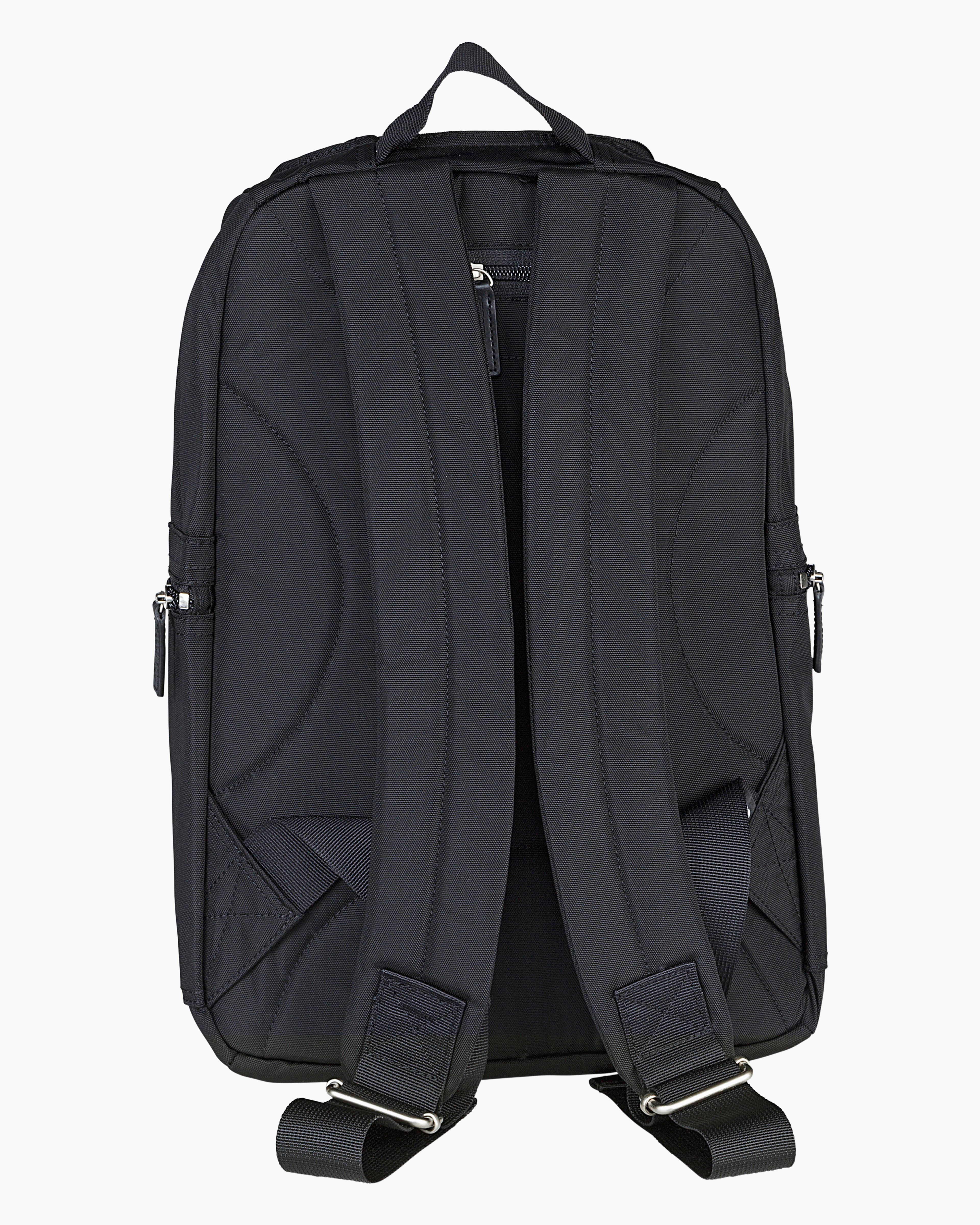 Metro, Reppu, musta,