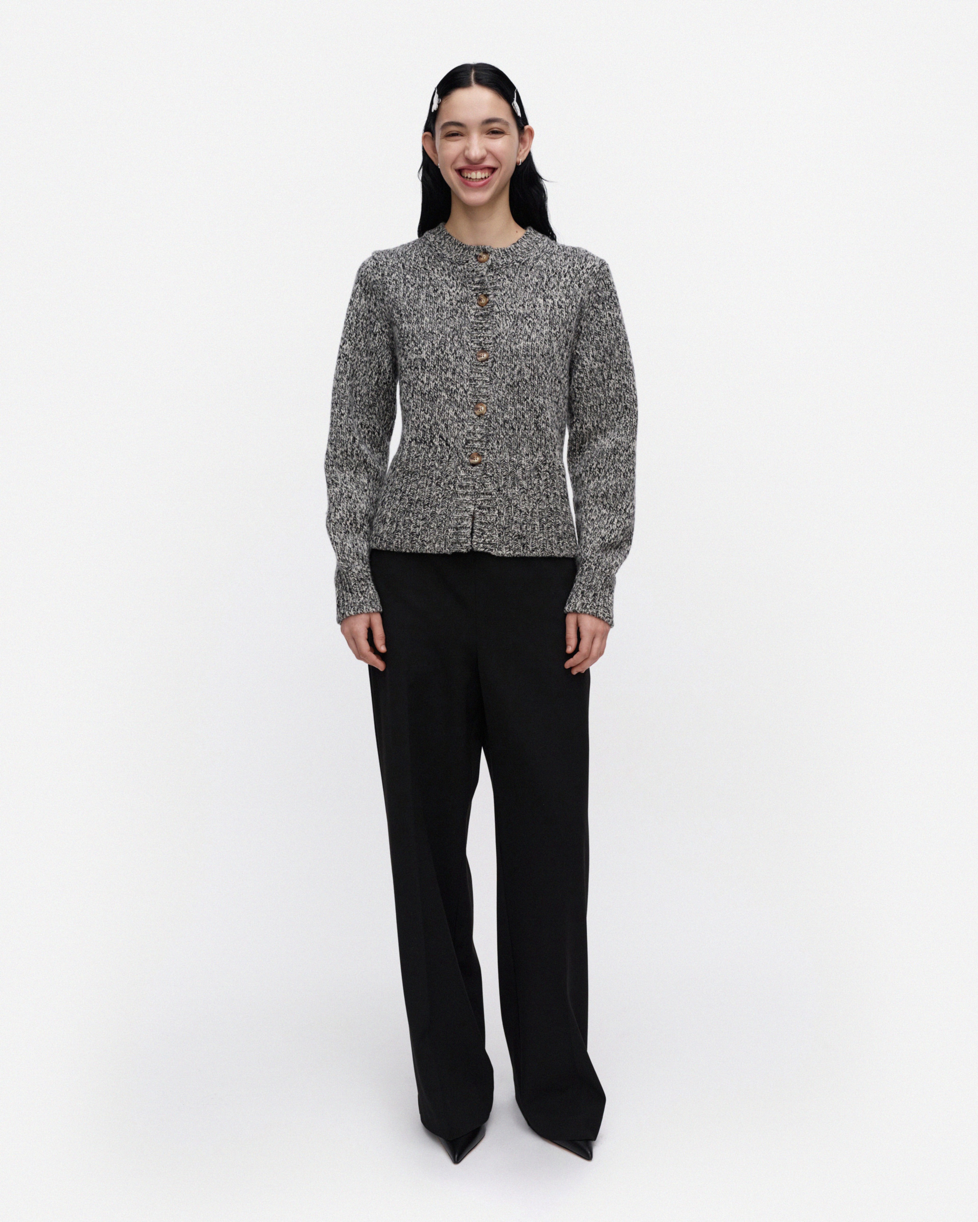 Hässäkkä, Knitted cardigan, off white, black,