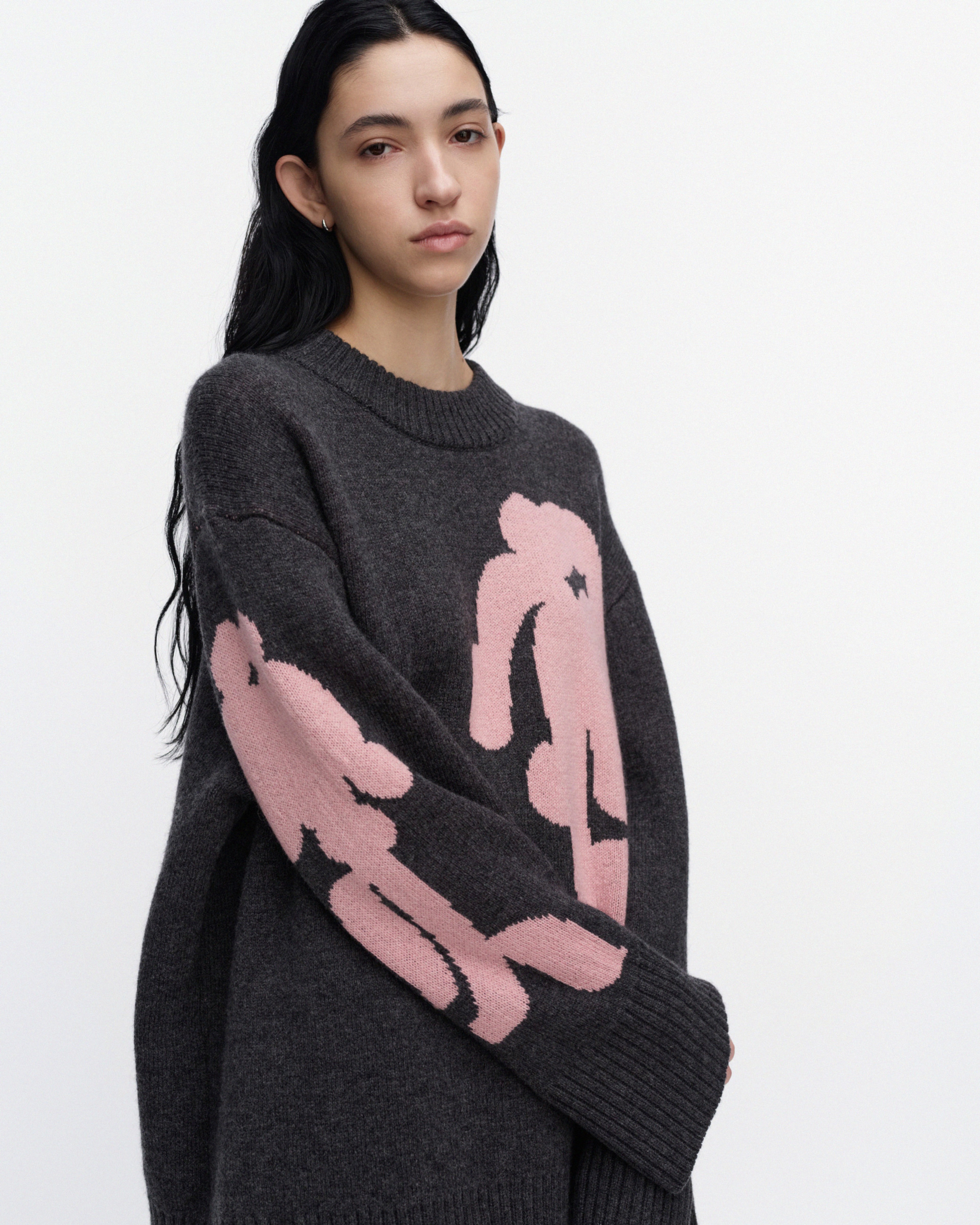 Kartakteri Kukkahattu, Knitted pullover, dark grey, light pink,