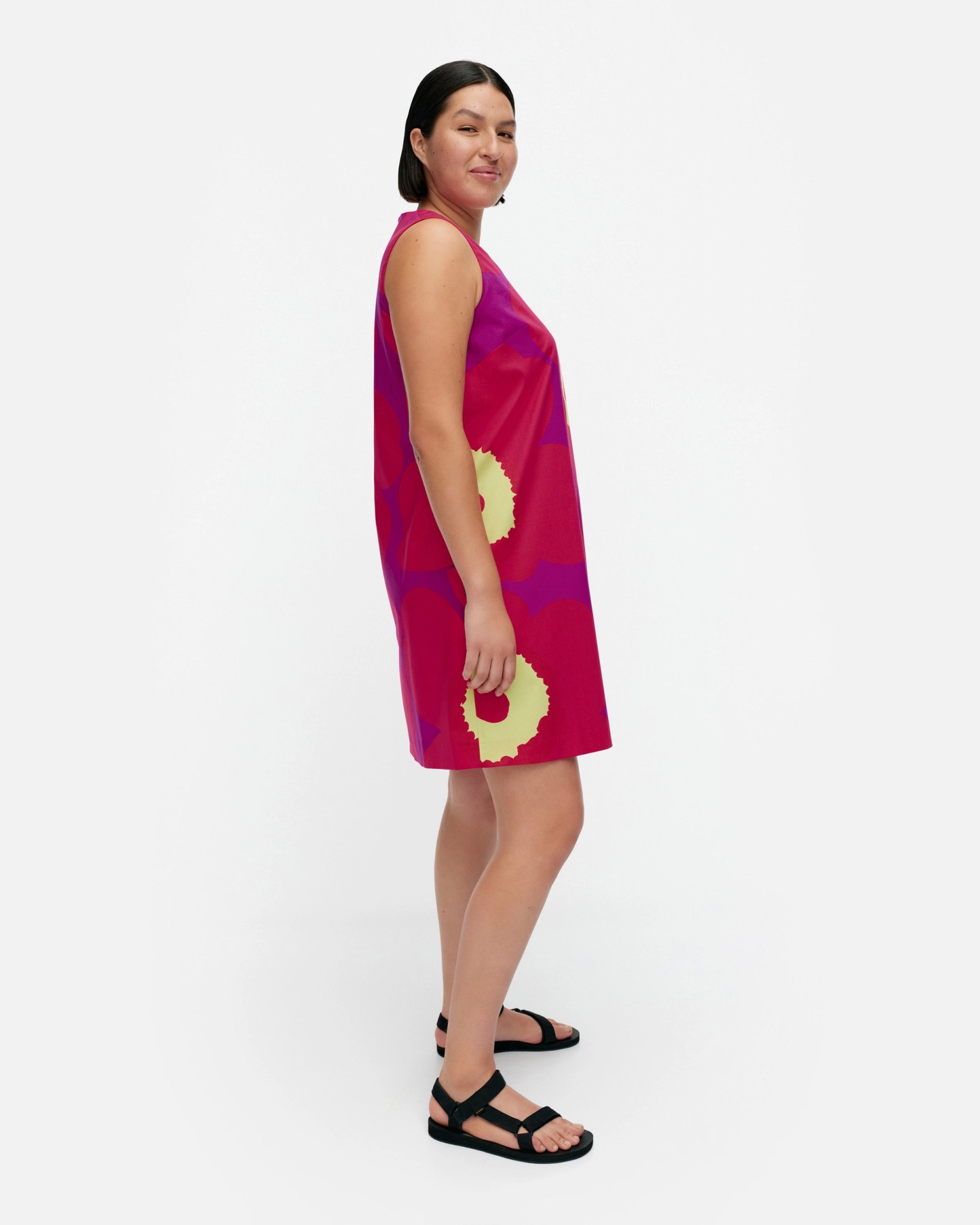 Kestit Unikko, Cotton dress, fuchsia, dark red, yellow,