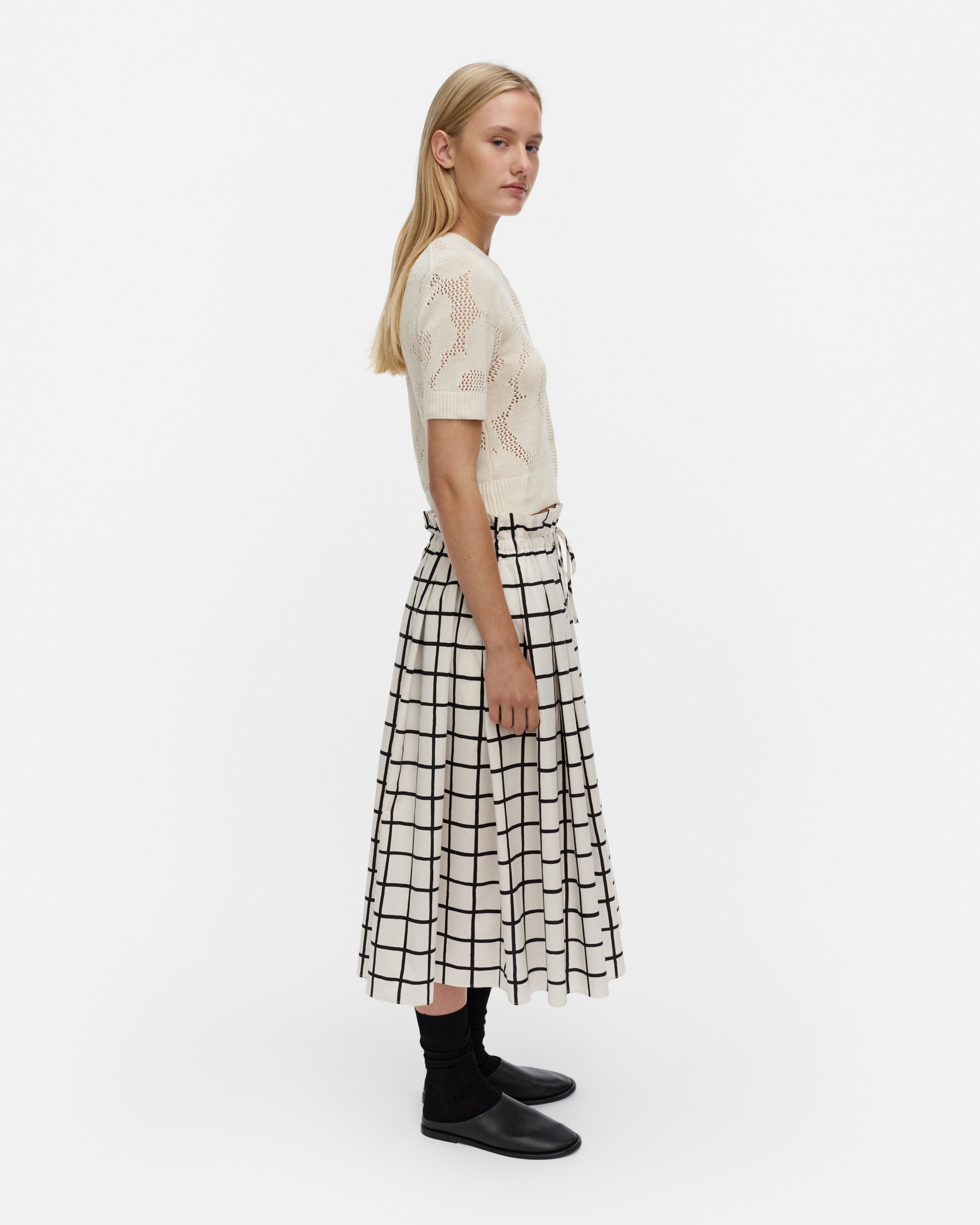 Kirjoitus Iso Ruutu, Skirt, off white, black,
