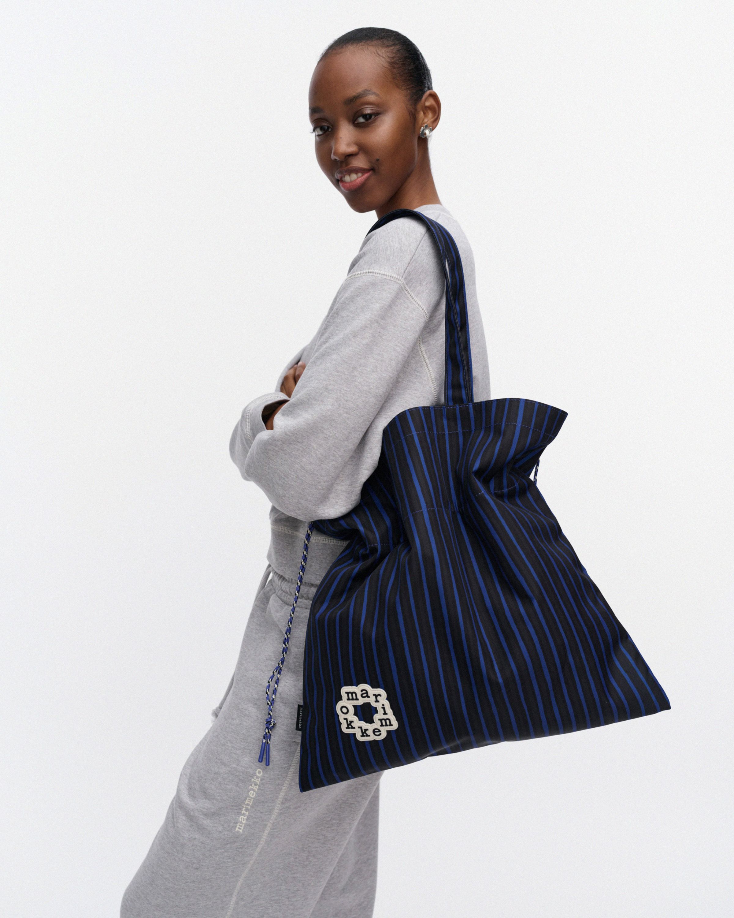 Metka Piccolo Kioski shoulder bag blue, black, dark grey | Marimekko