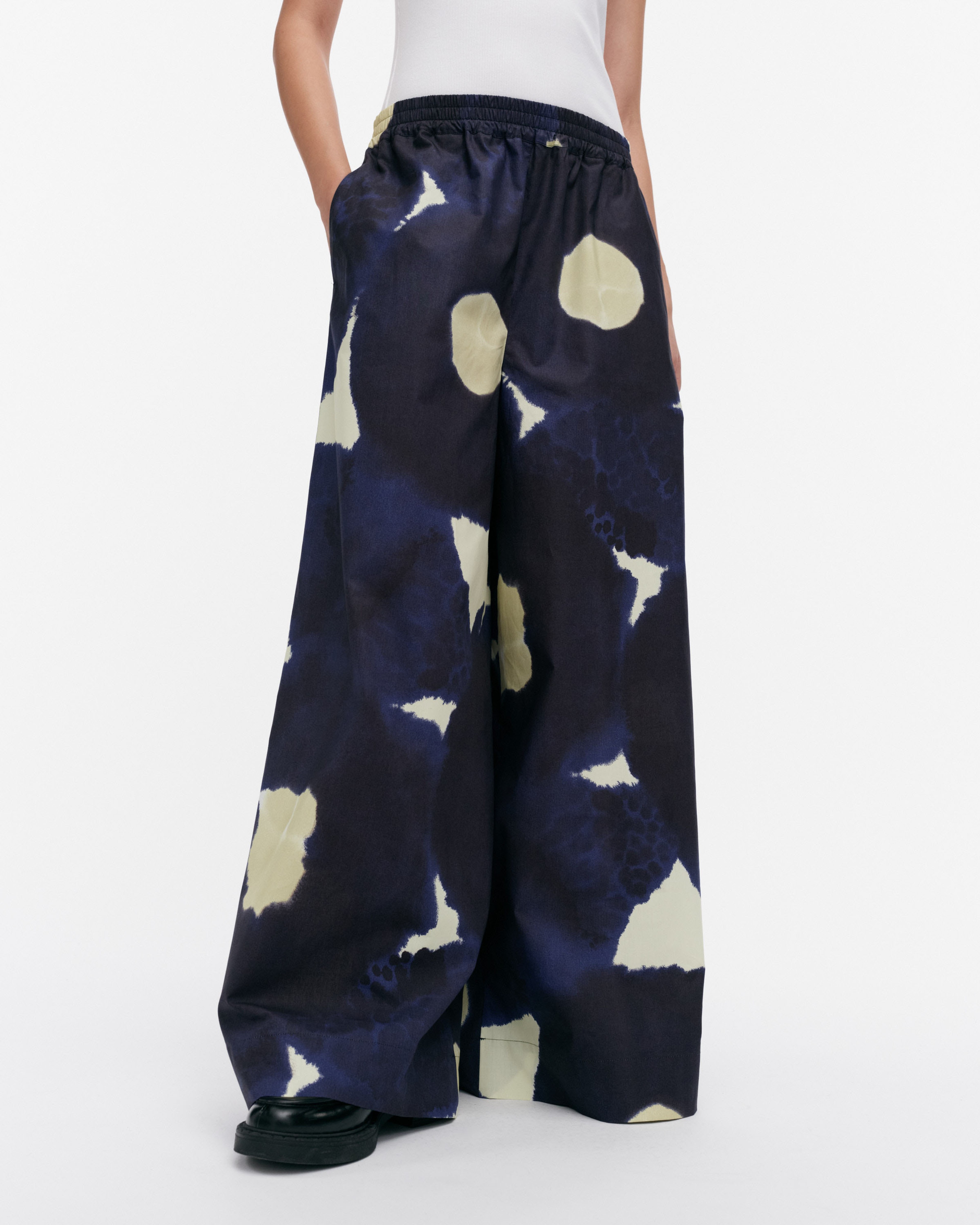 Kohti Kehäkukka, Hosen, Dunkelblau, Hellgelb,