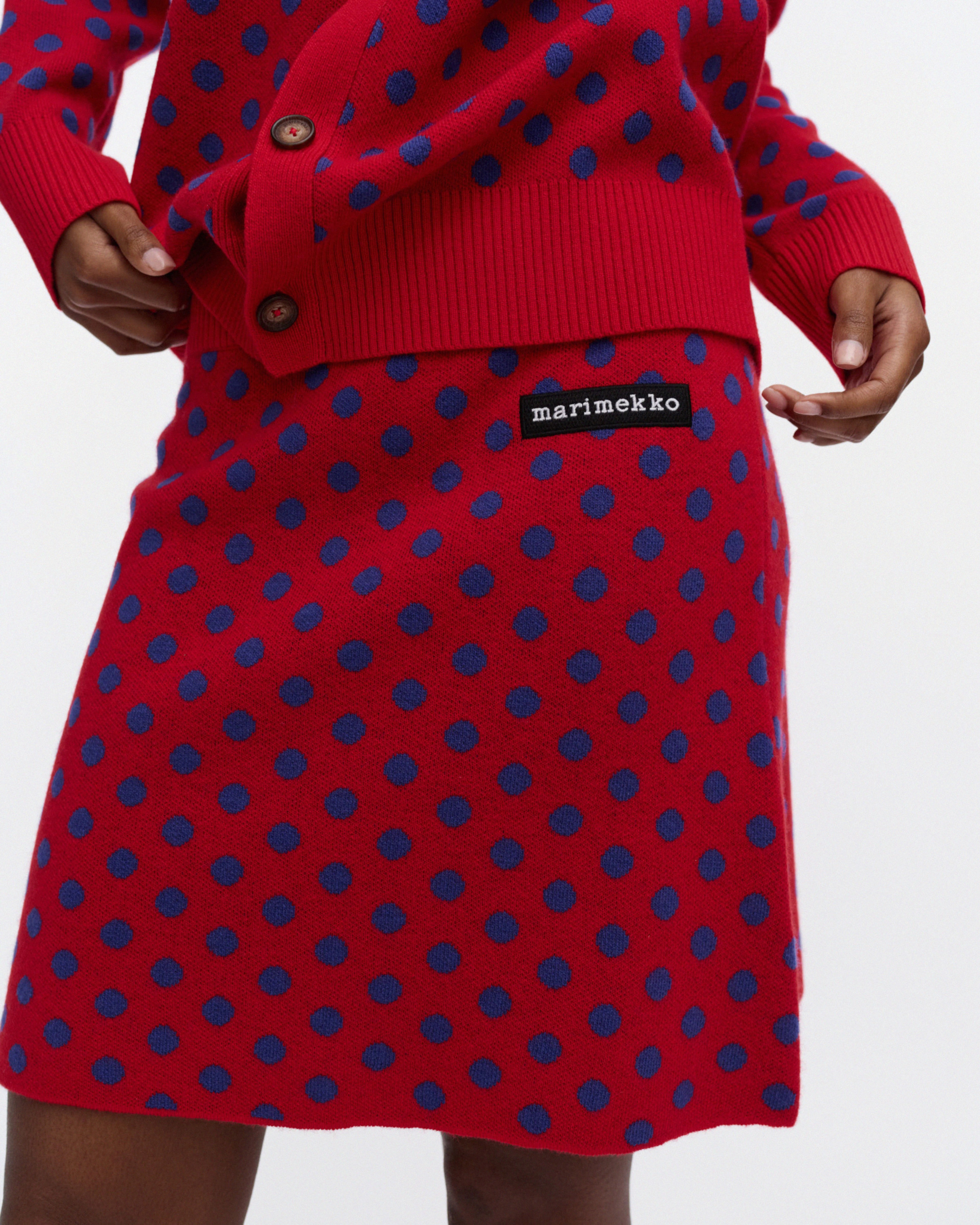 Rws Koillis Pallo, Kioski knitted skirt, red, blue,