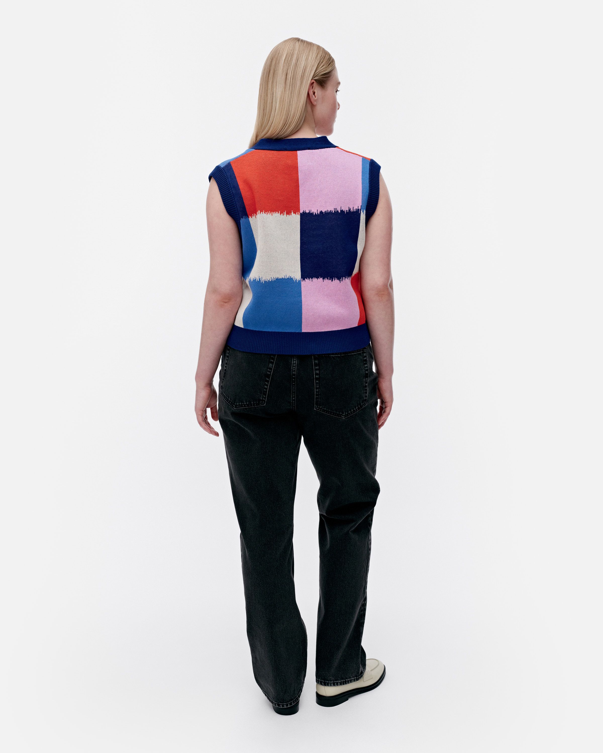 Solmu Ostjakki Kioski knitted top