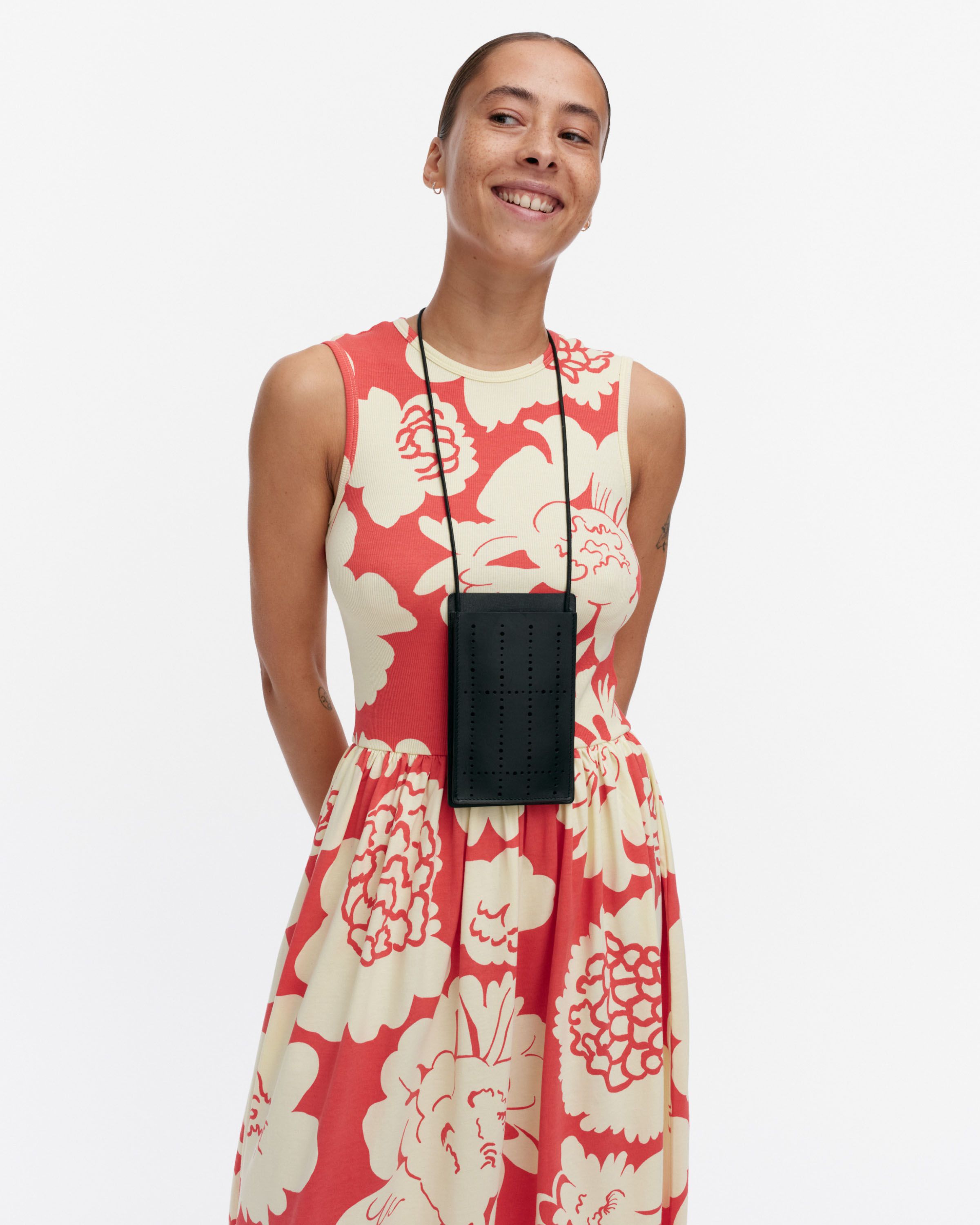 Imprint Phonepocket Tiiliskivi shoulder bag | Marimekko