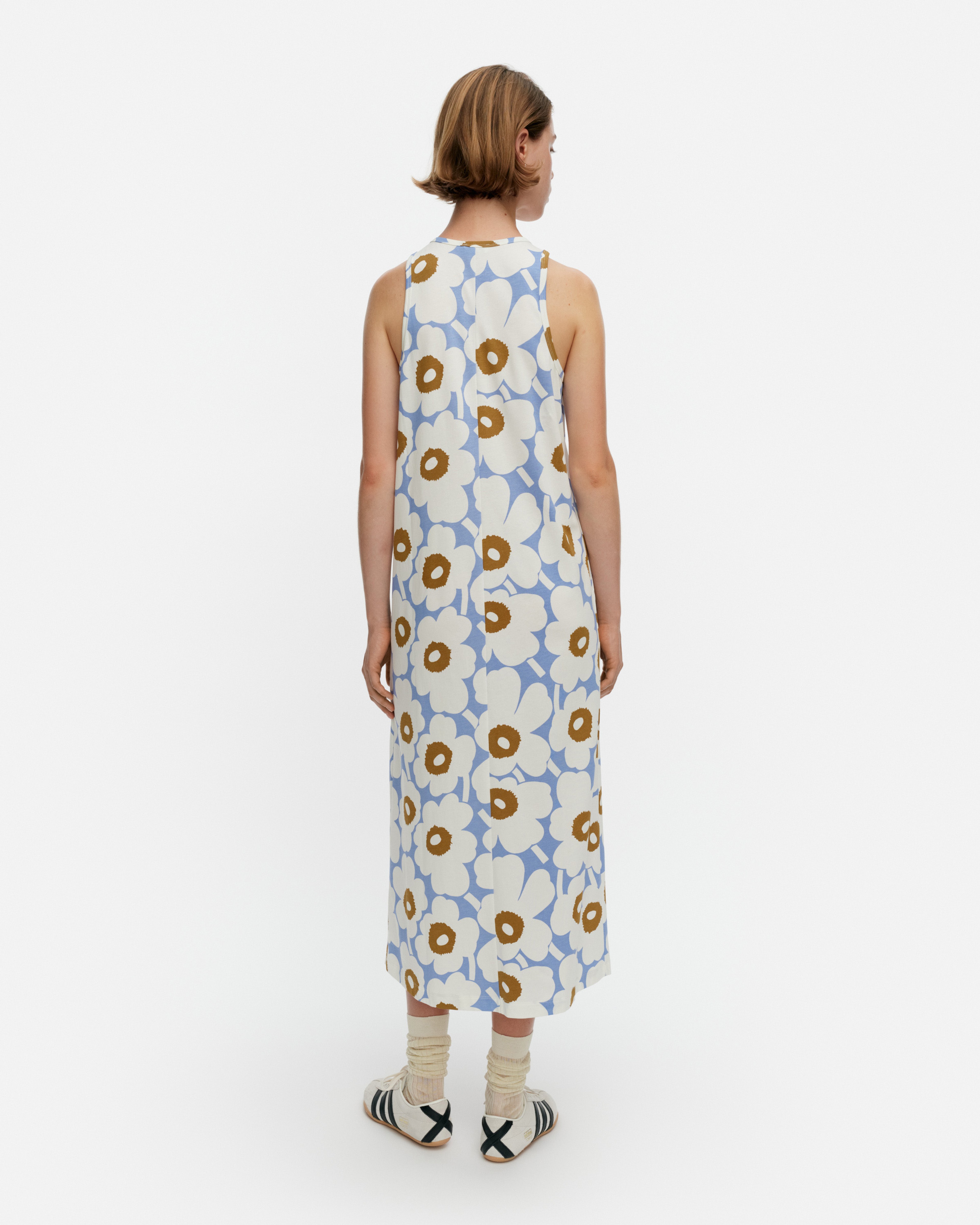 Erilainen Unikko, Dress, white, blue, brown,