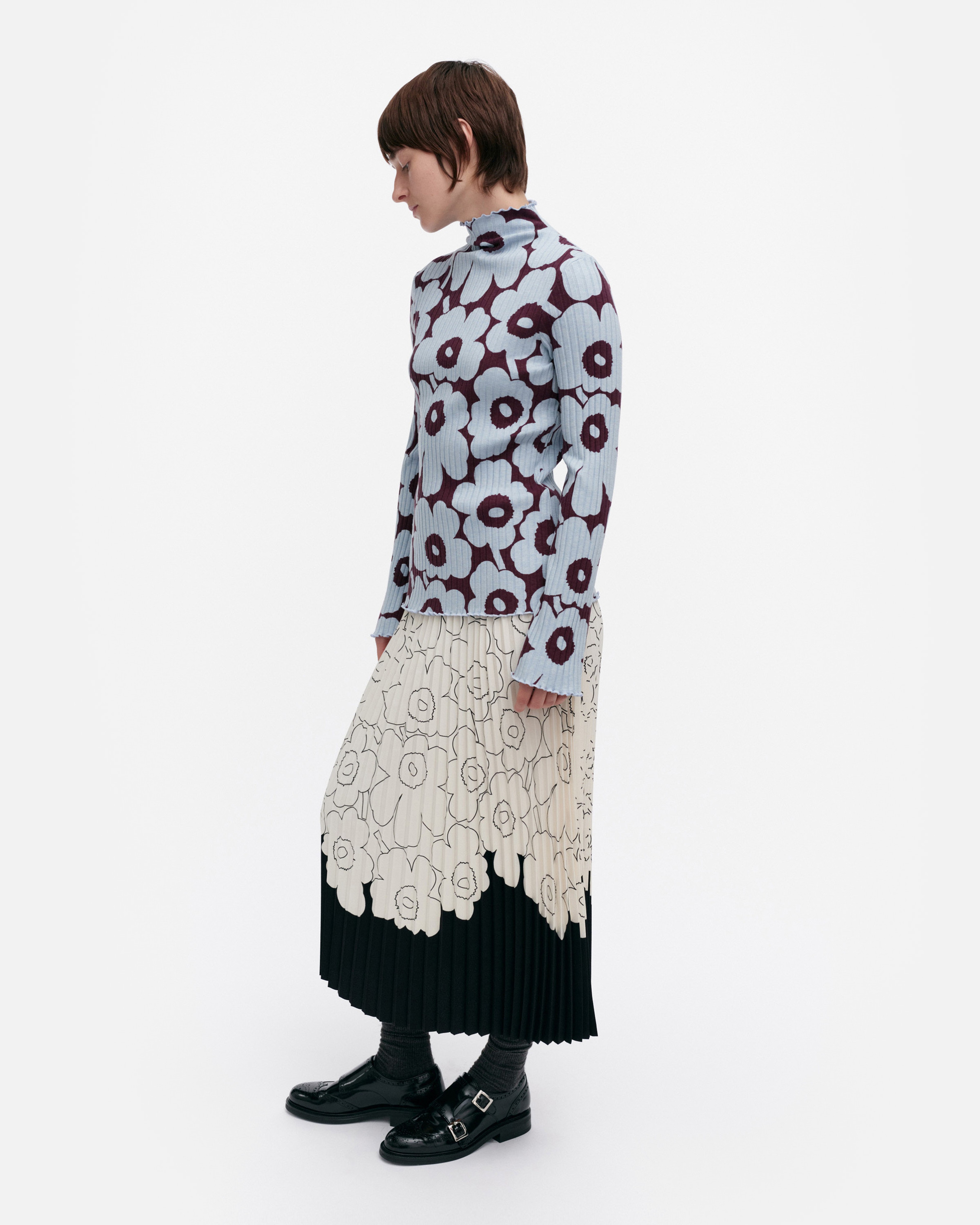 Faasi Unikko, Bluse, Hellblau, Weinrot,