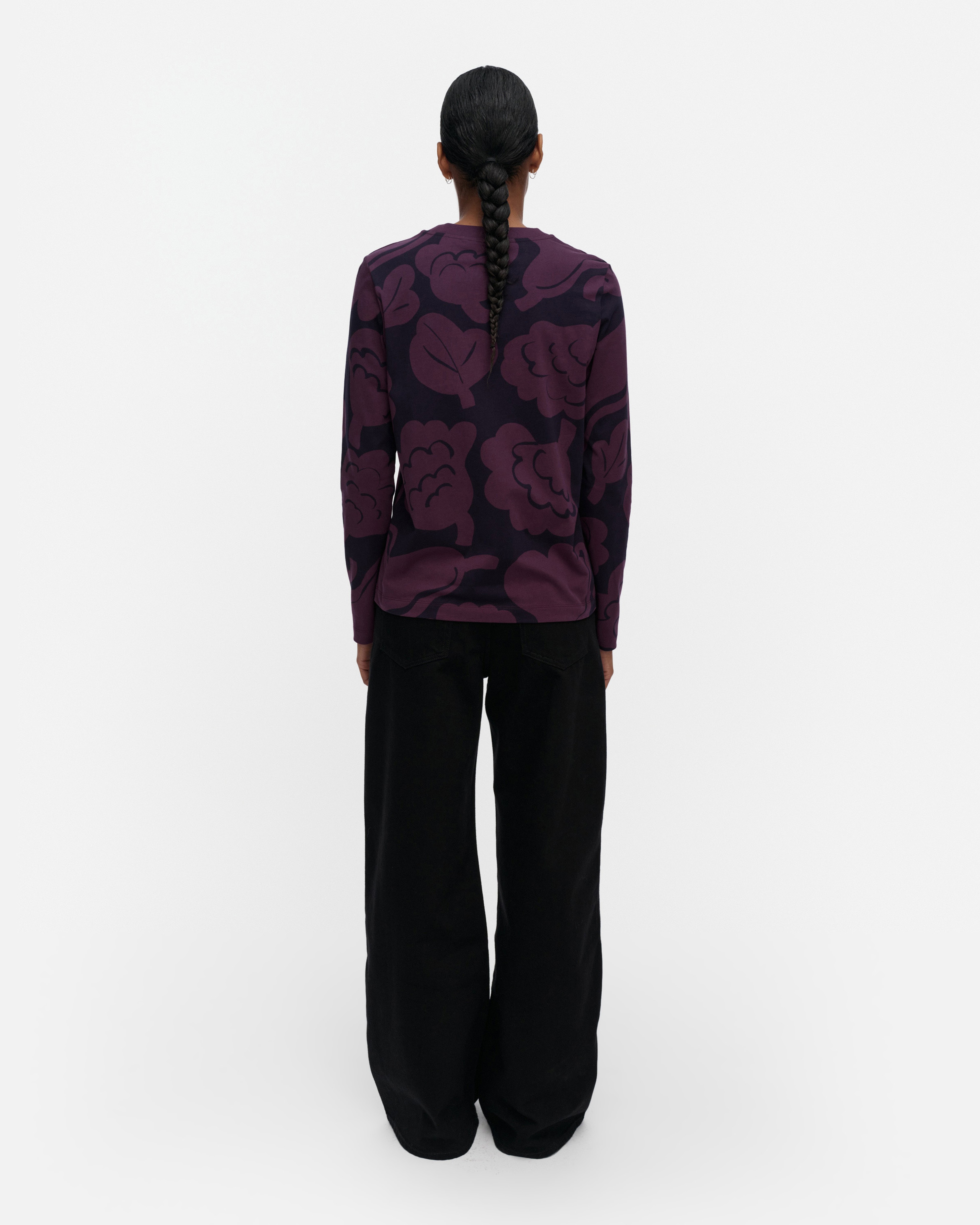 Sekunti Kukasta Kukkaan, Jersey shirt, dark purple, dark navy,