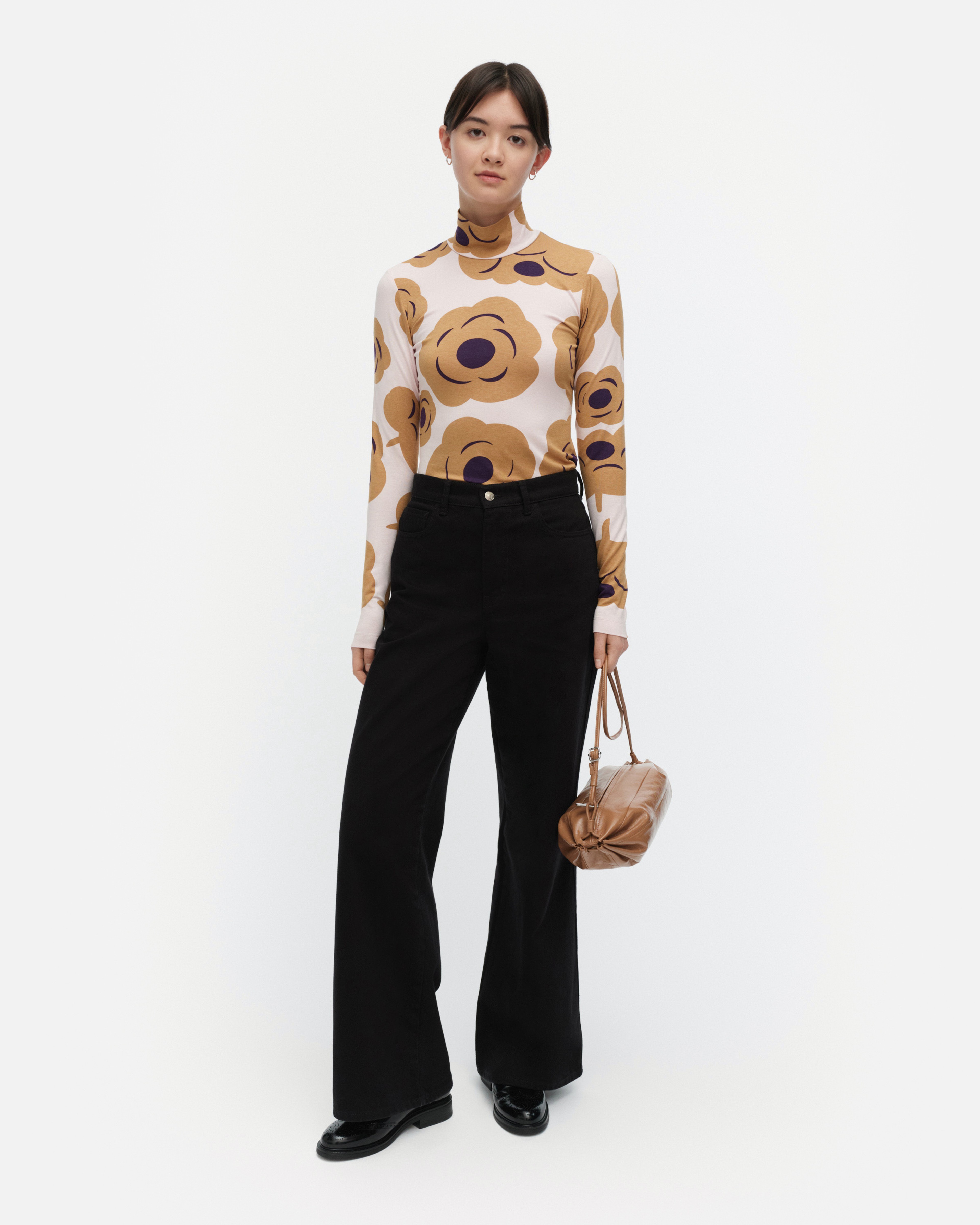 Armas Tumma, Turtleneck shirt, light pink, brown, dark purple,