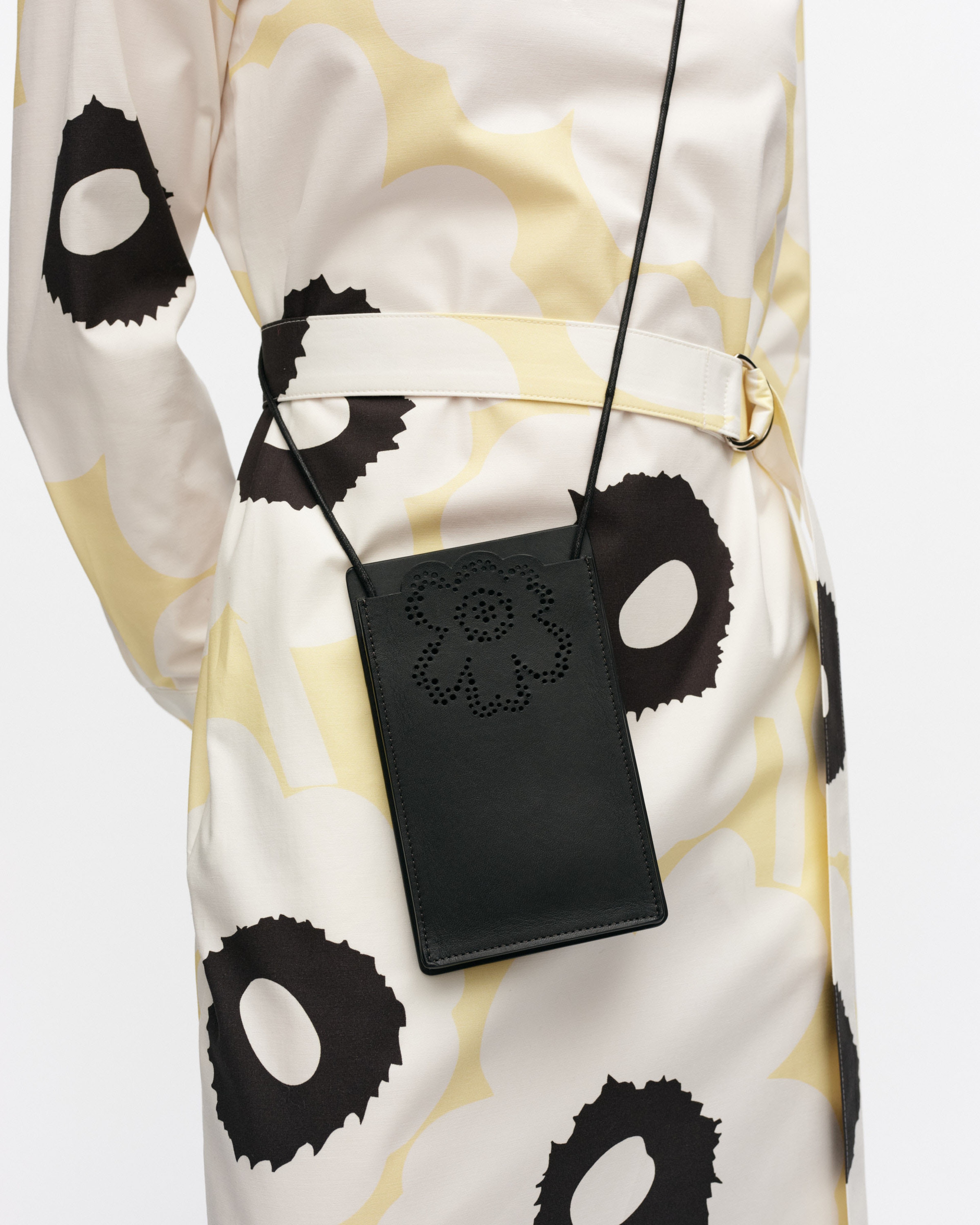 Imprint Phone Pocket Unikko, black,