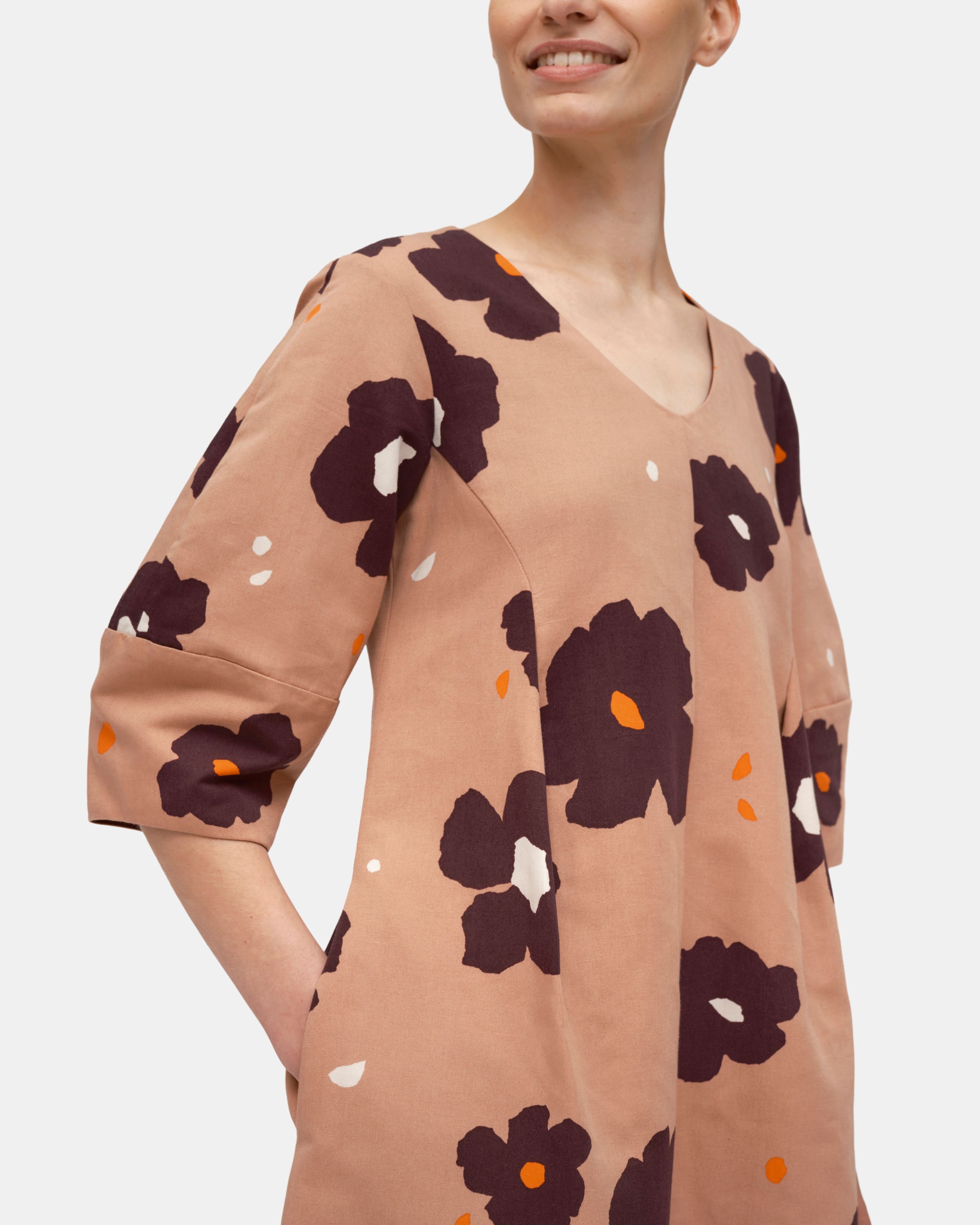 Margit Lennokki cotton-linen dress beige, brown, off white | Marimekko