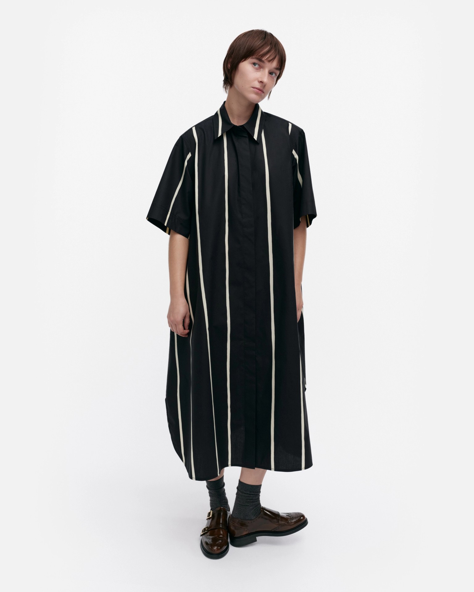Paperi Puhveli Dress