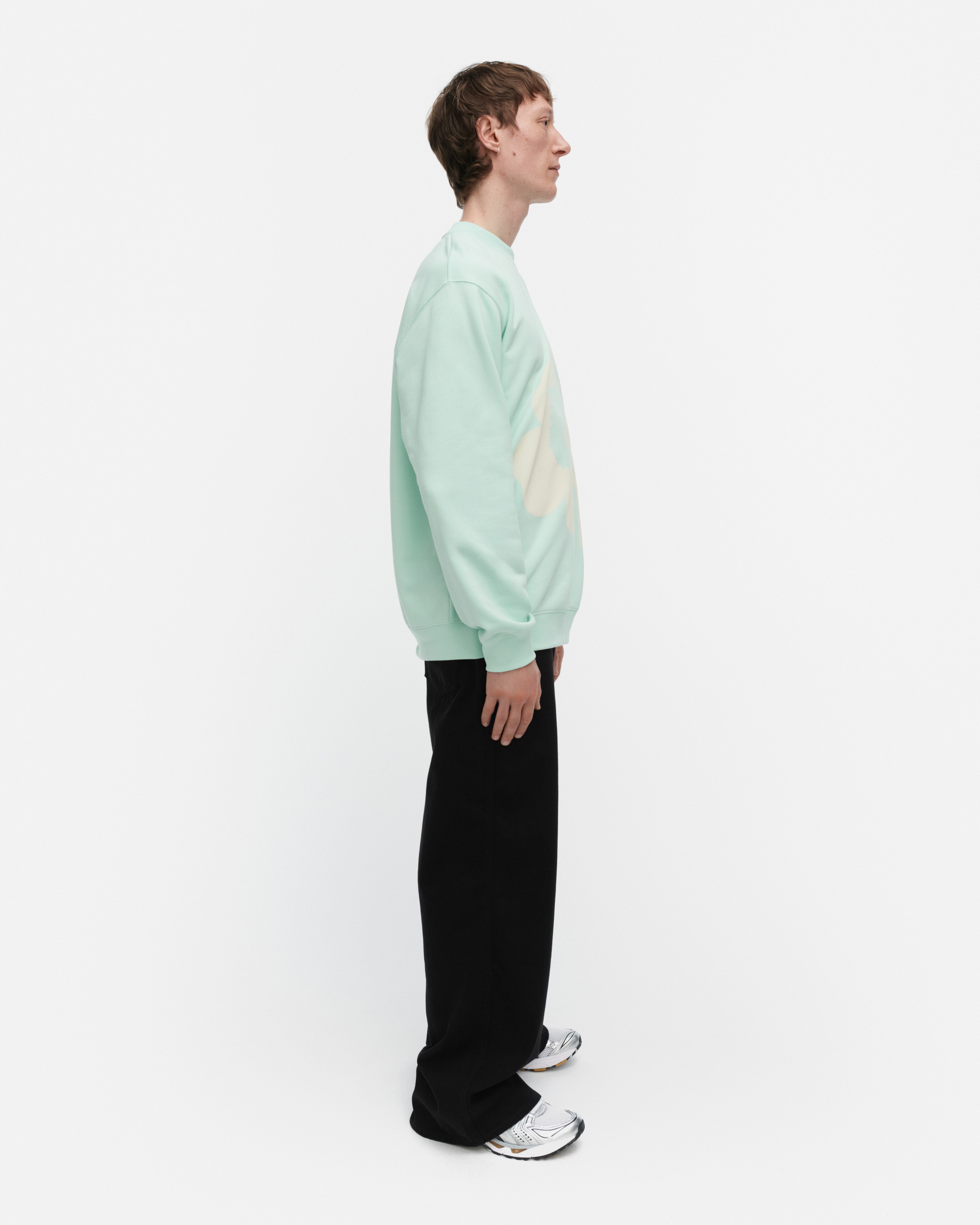 Loisto Unikko Placement Kioski sweatshirt