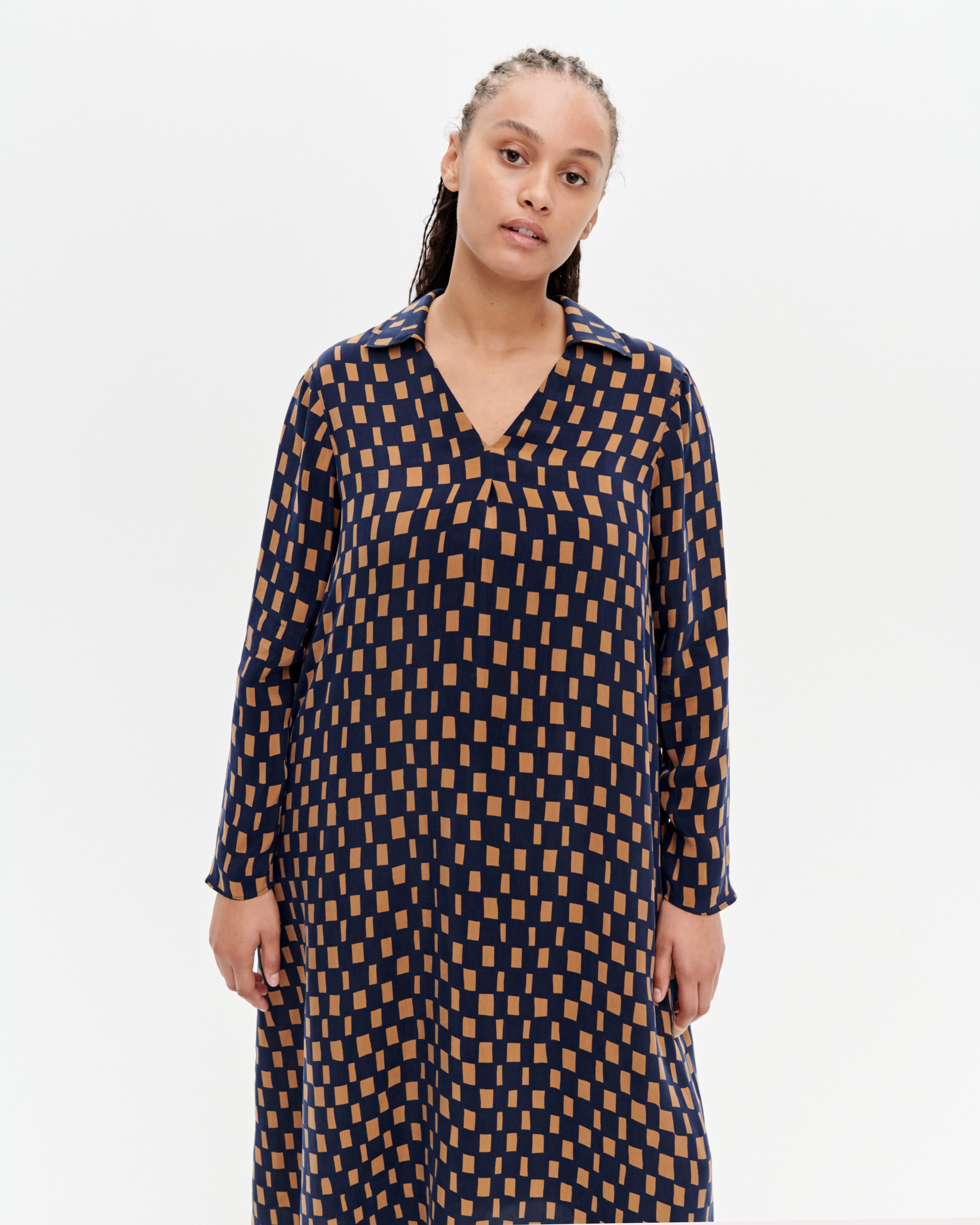 Maisol Noppa, Cupro dress, blue, brown,