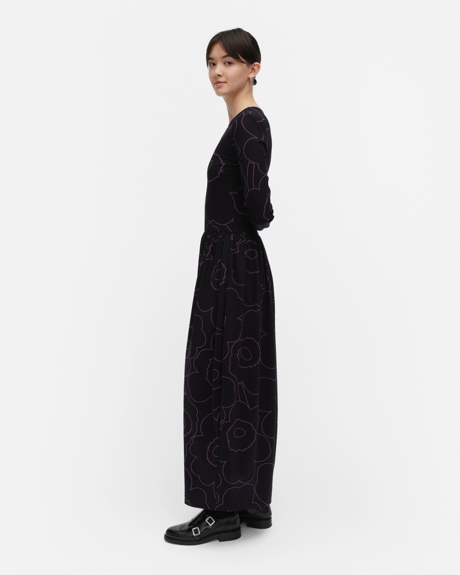 Kukkaset Piirto Unikko, Jersey dress, black, purple,