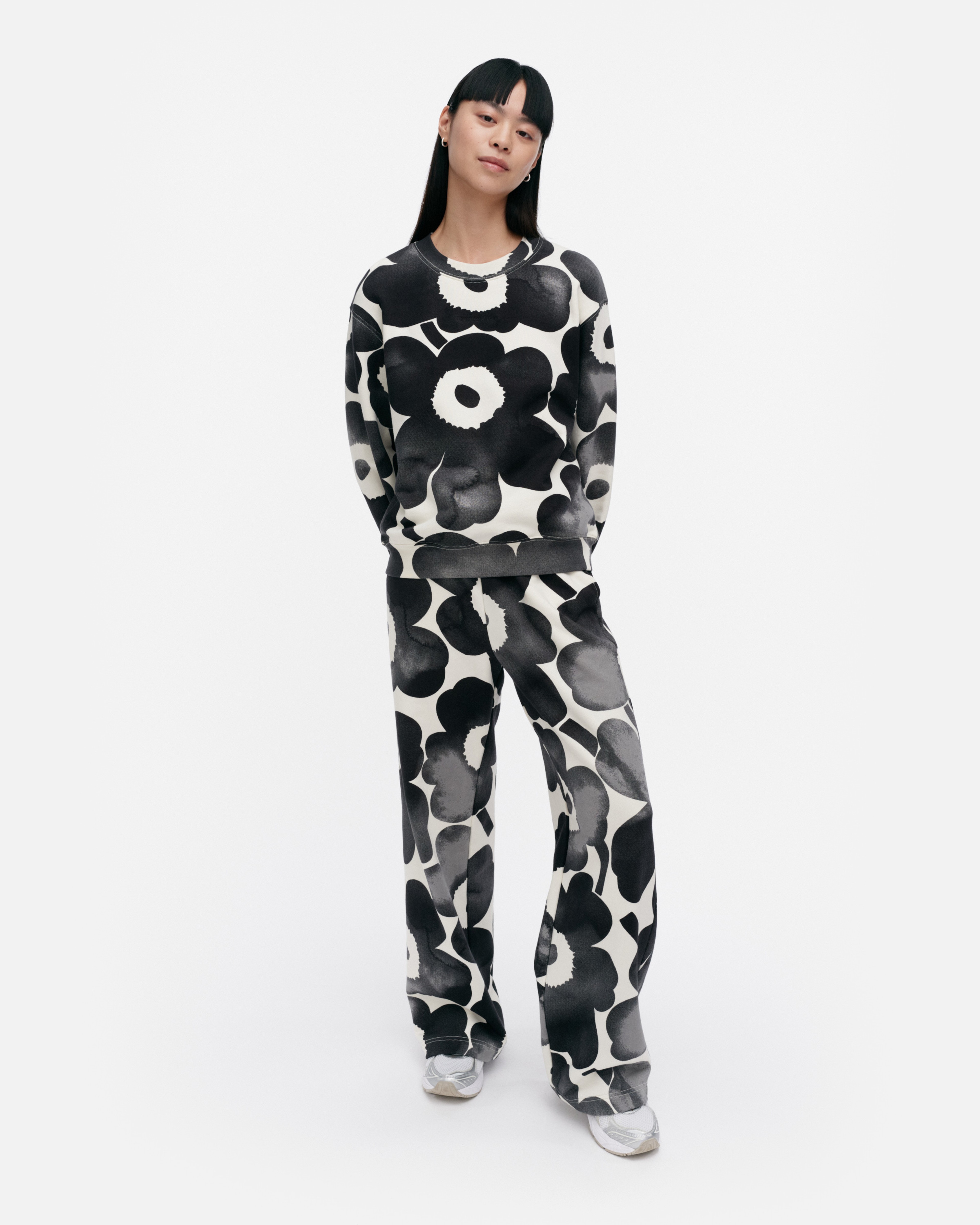 Leiot Akvarelli Unikko, Kioski sweatshirt, off white, grey, black,