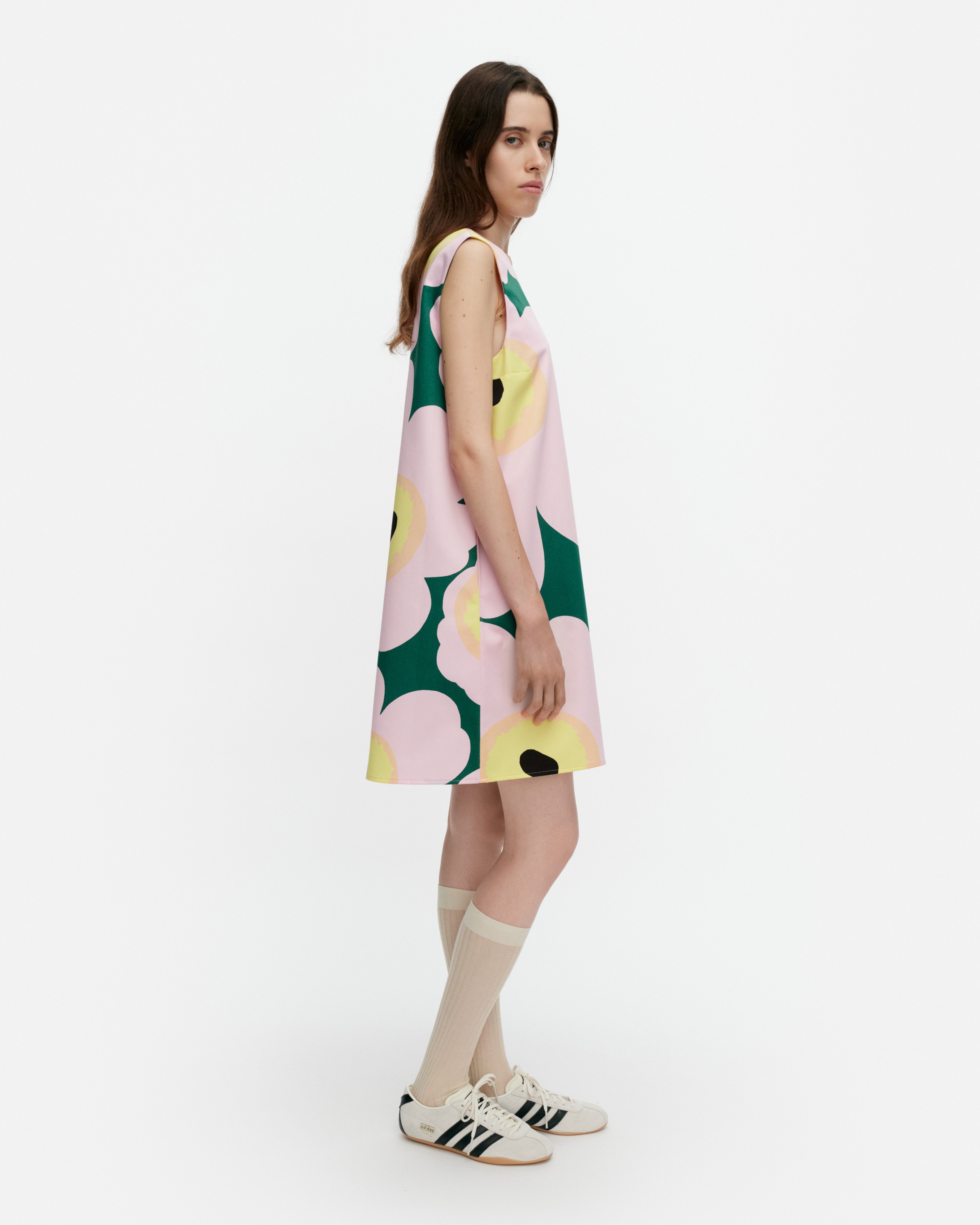 Siluetti Unikko, Dress, green, pink, yellow,