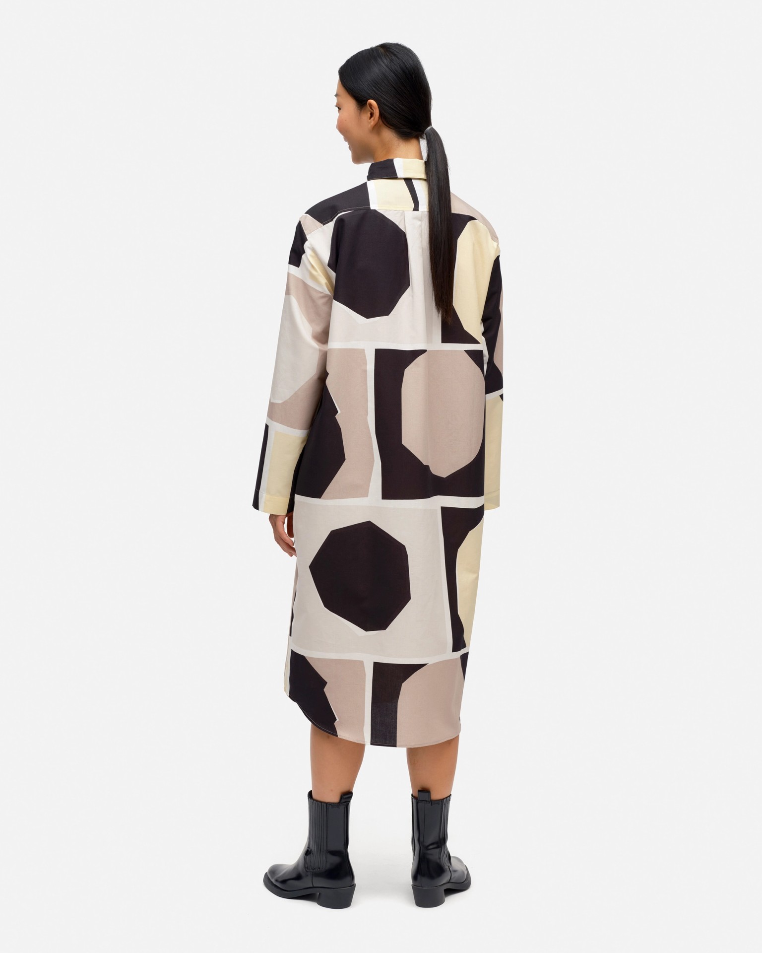 Viivain Iso Pampula Mekko