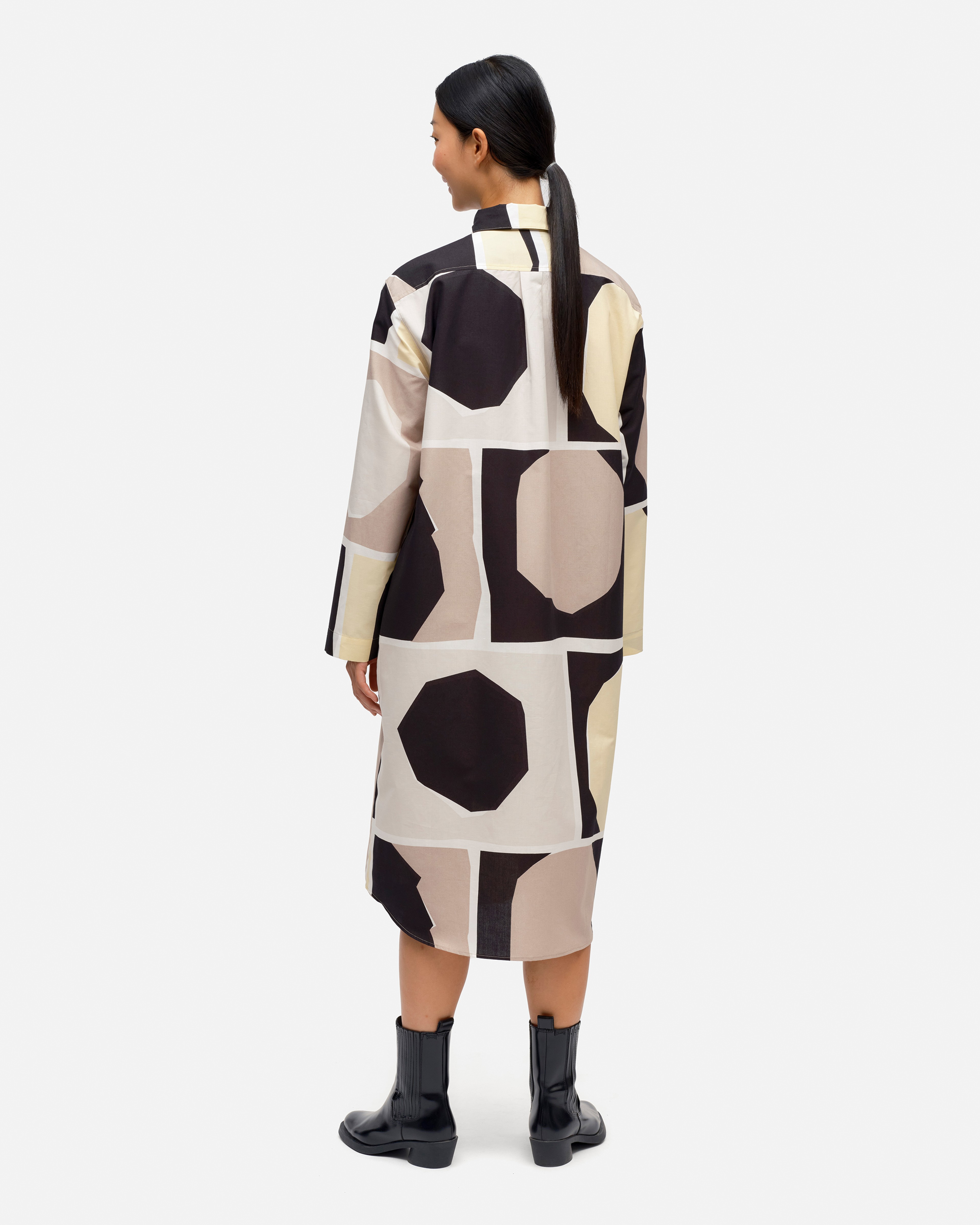 Viivain Iso Pampula Mekko