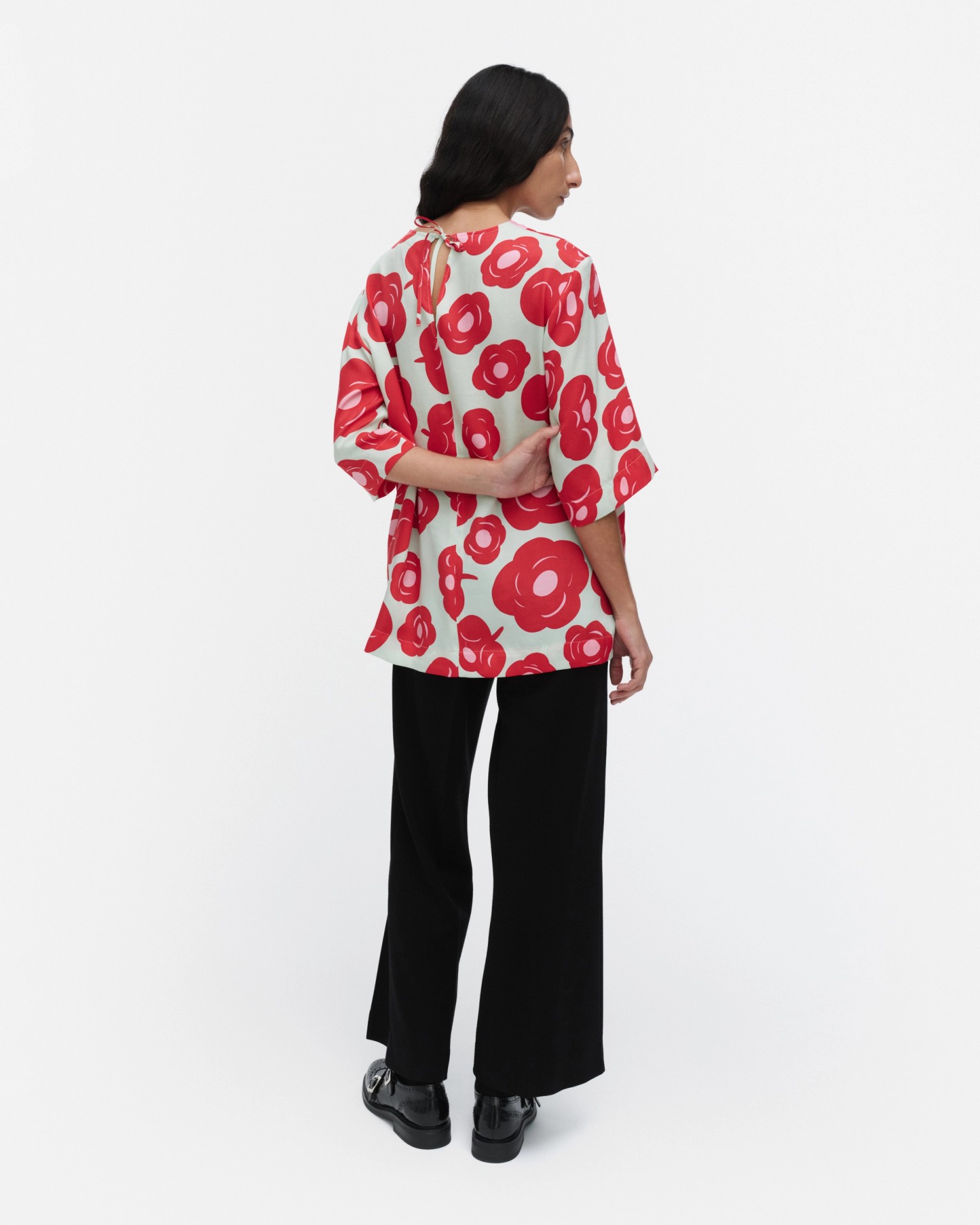 Toinen Tumma, Shirt, light turquoise, red, pink,