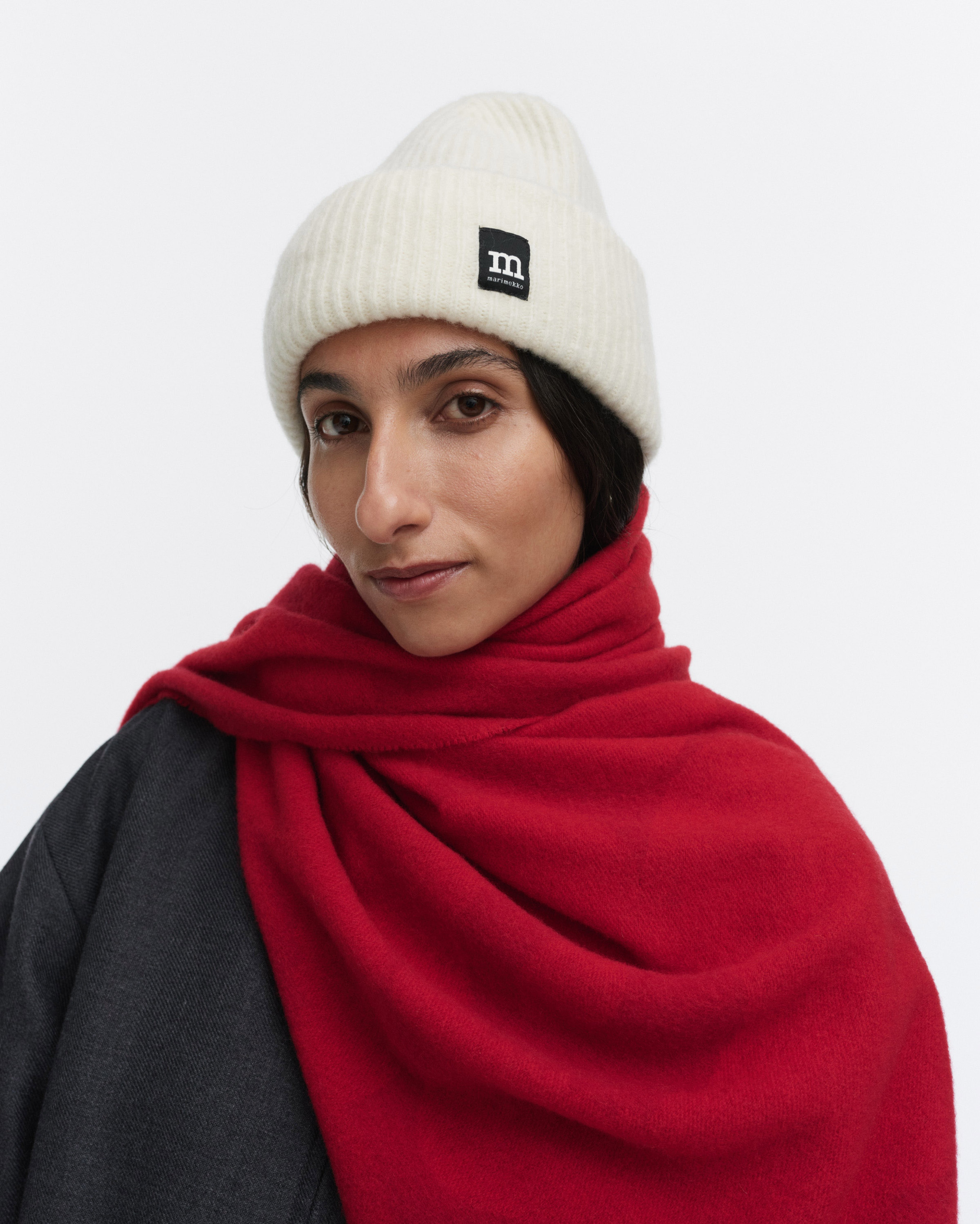 Pjettar II, Beanie, off white,