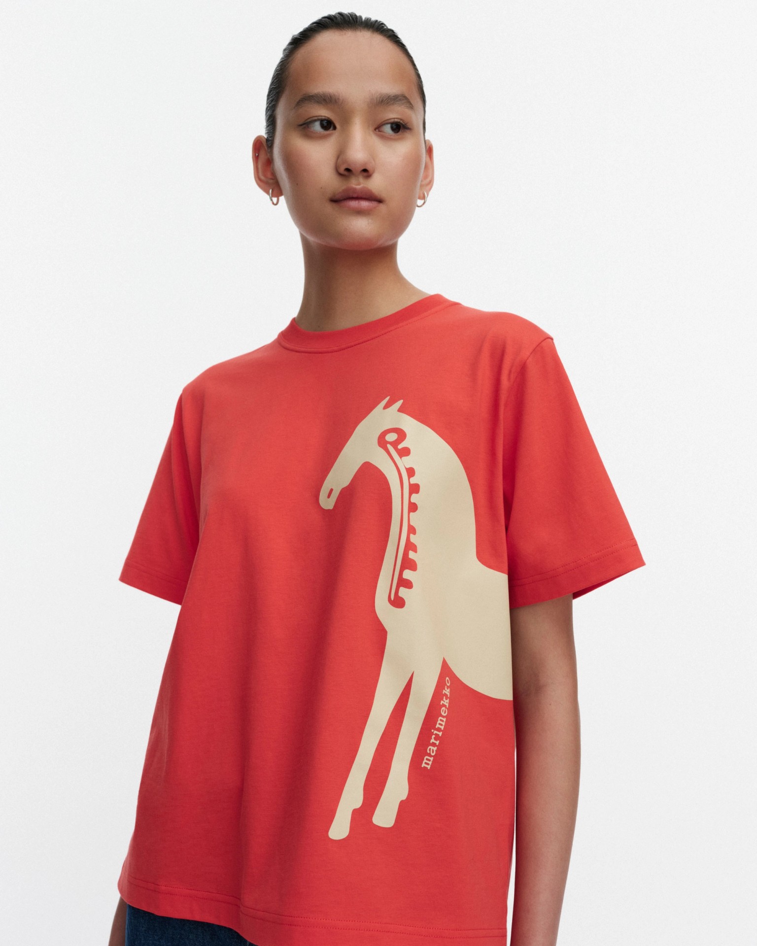 Else Musta Tamma Placement Kioski t-shirt