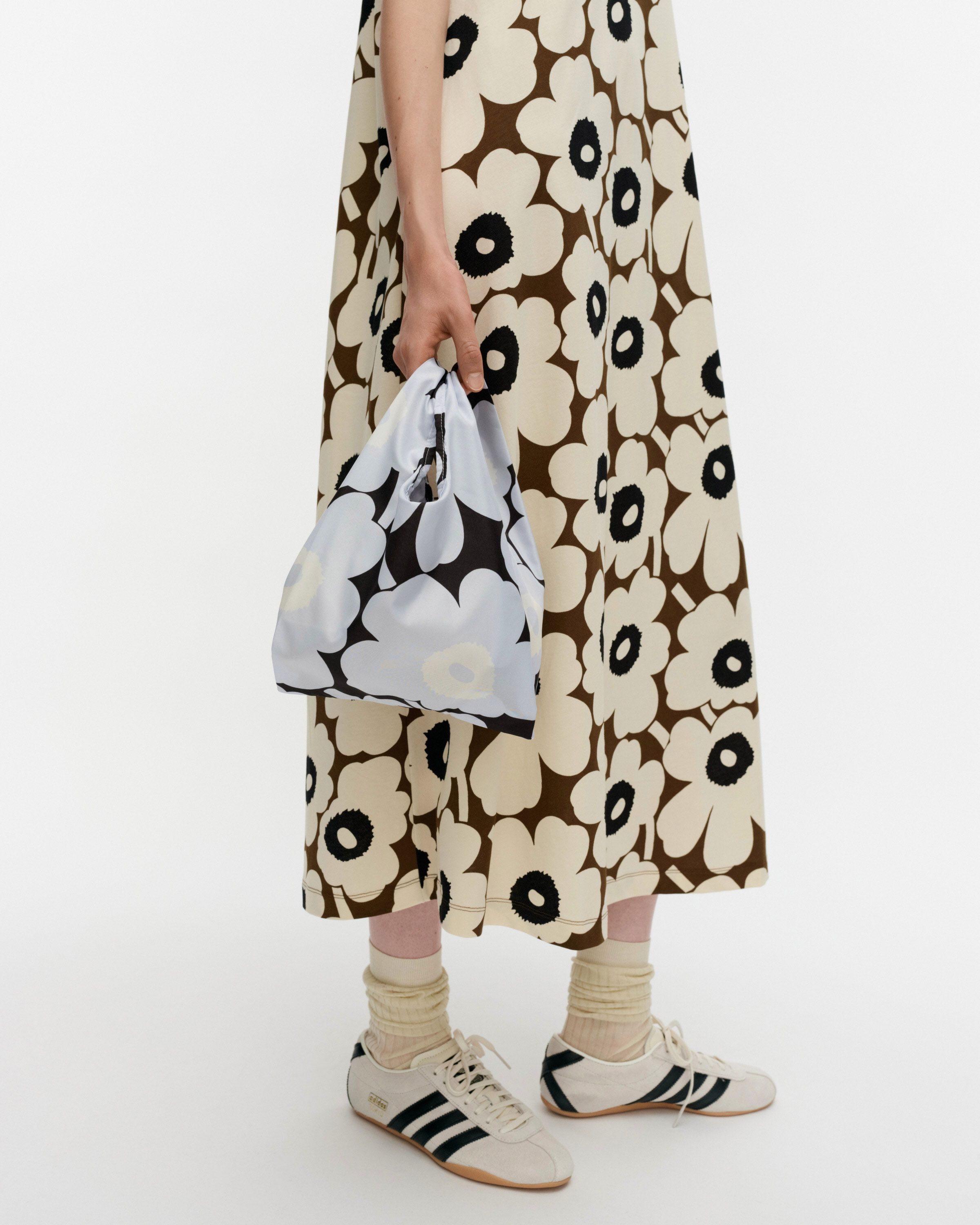 新品未使用　marimekko Mini Smartbag Unikko Bag | Marimekko
