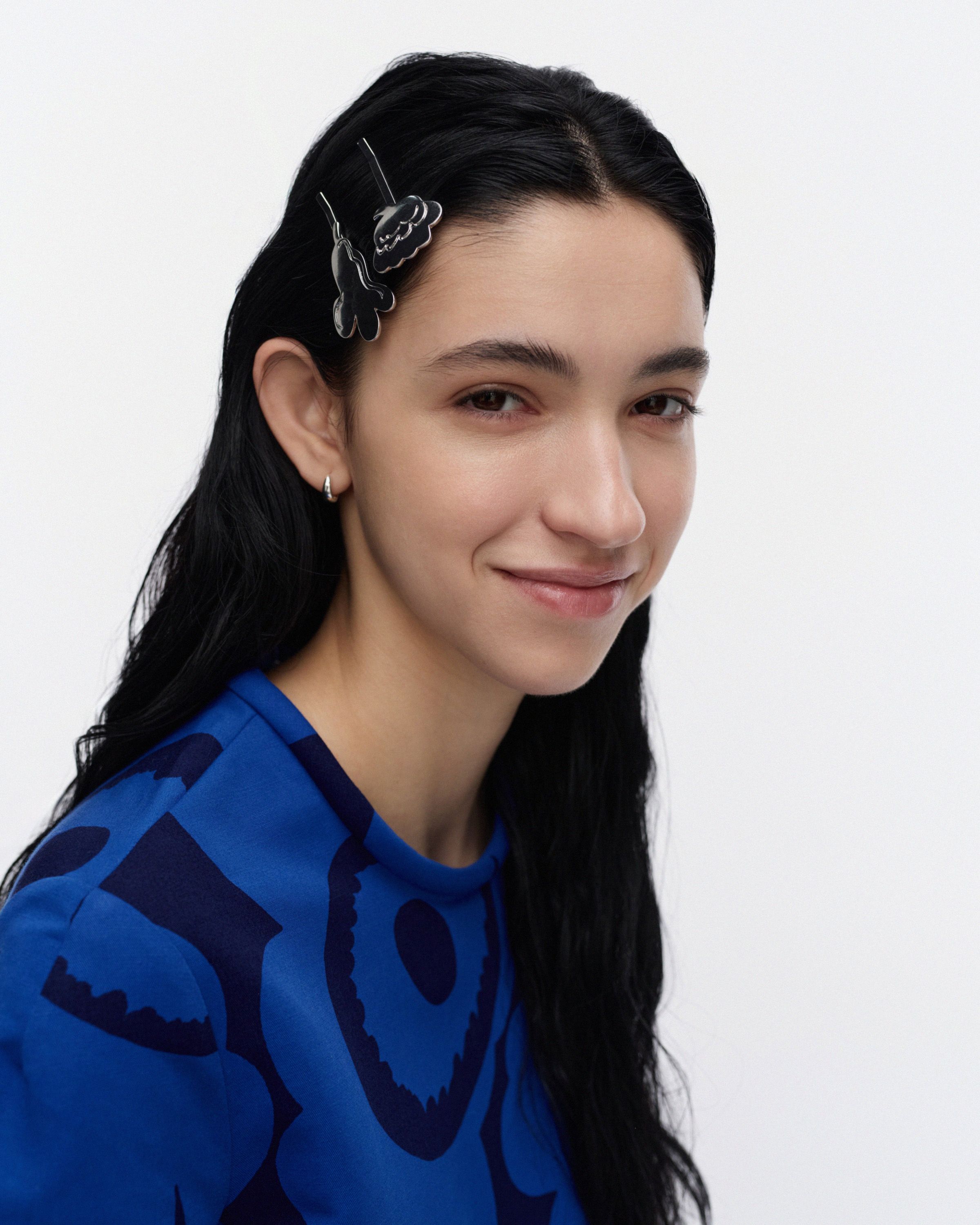 Kaaha Solid Kioski cap black, off white | Marimekko Kaaha Solid Kioski cap black, off white | Marimekko
