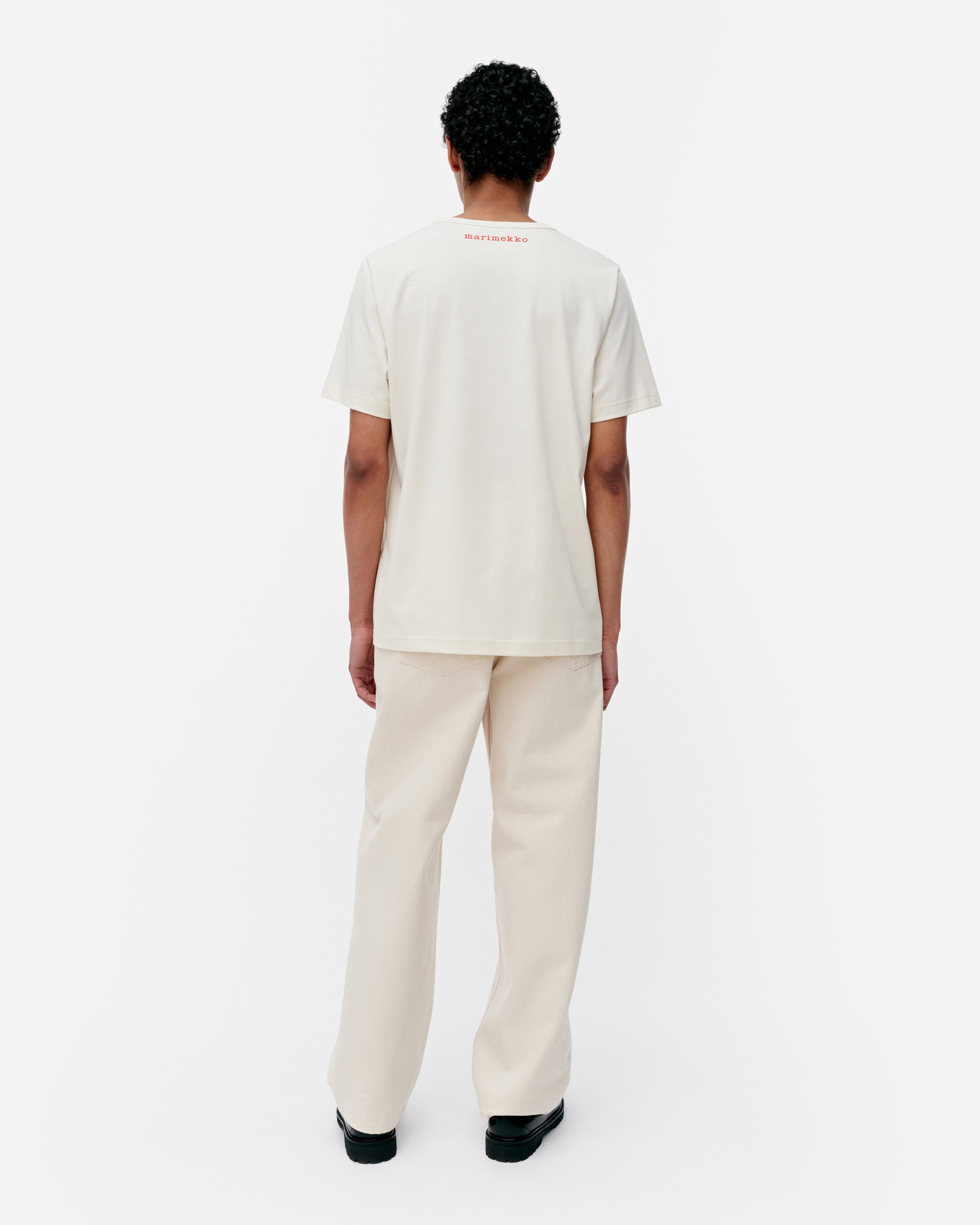 Vihne Flying Serpent placement, Kioski t-shirt, off white, red, green,