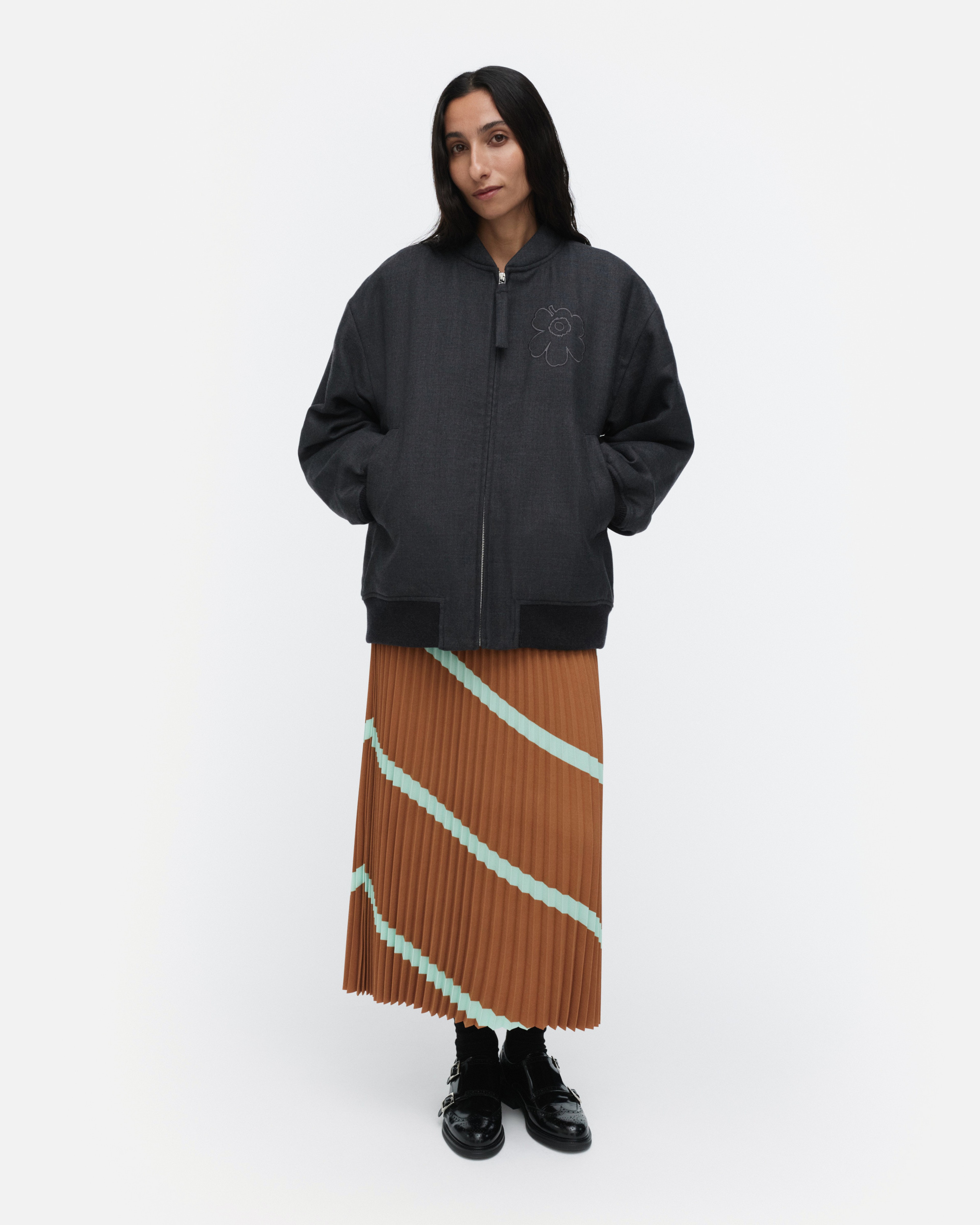 Monumentti Solid Wool jacket