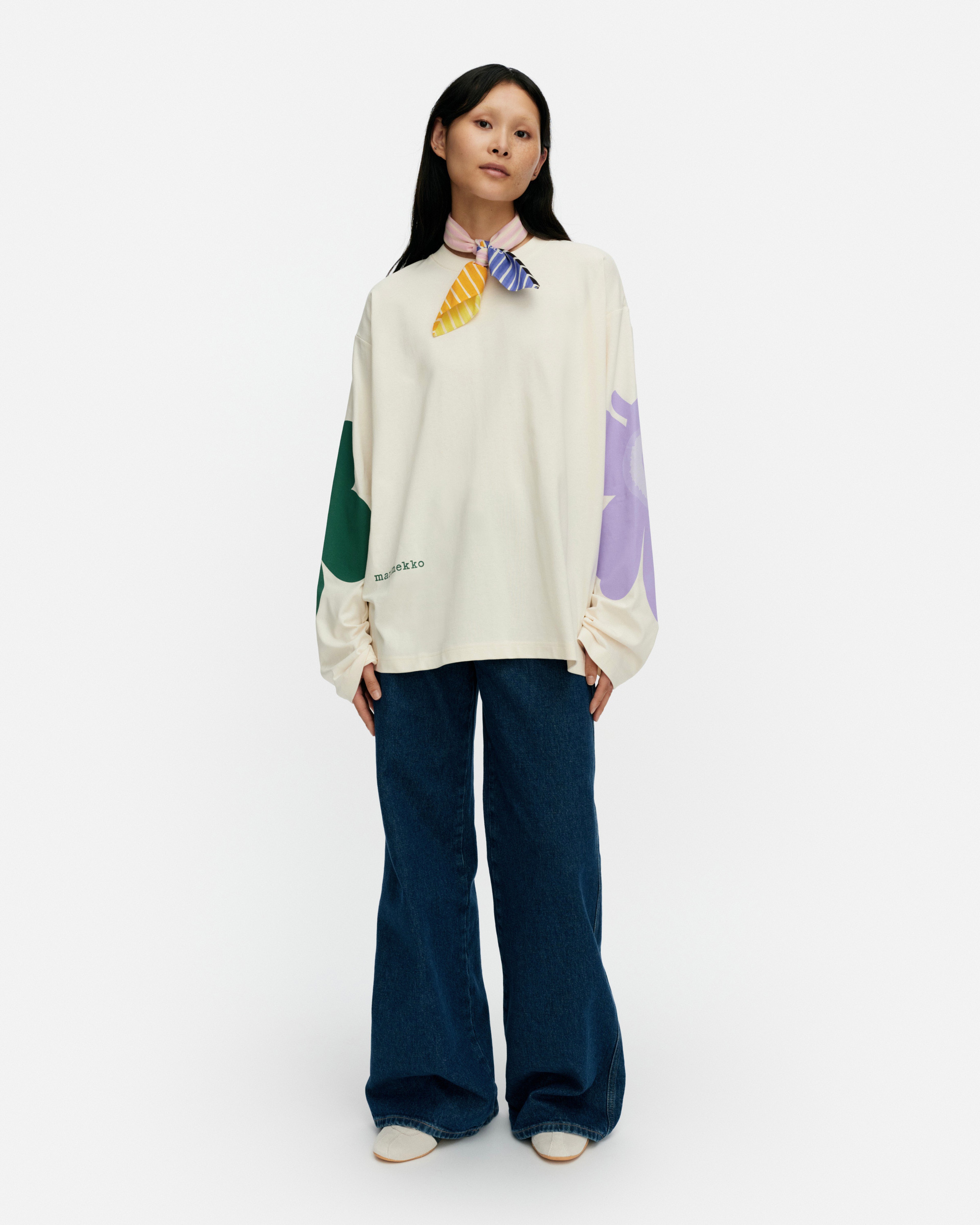 Siksak Unikko Placement Kioski shirt