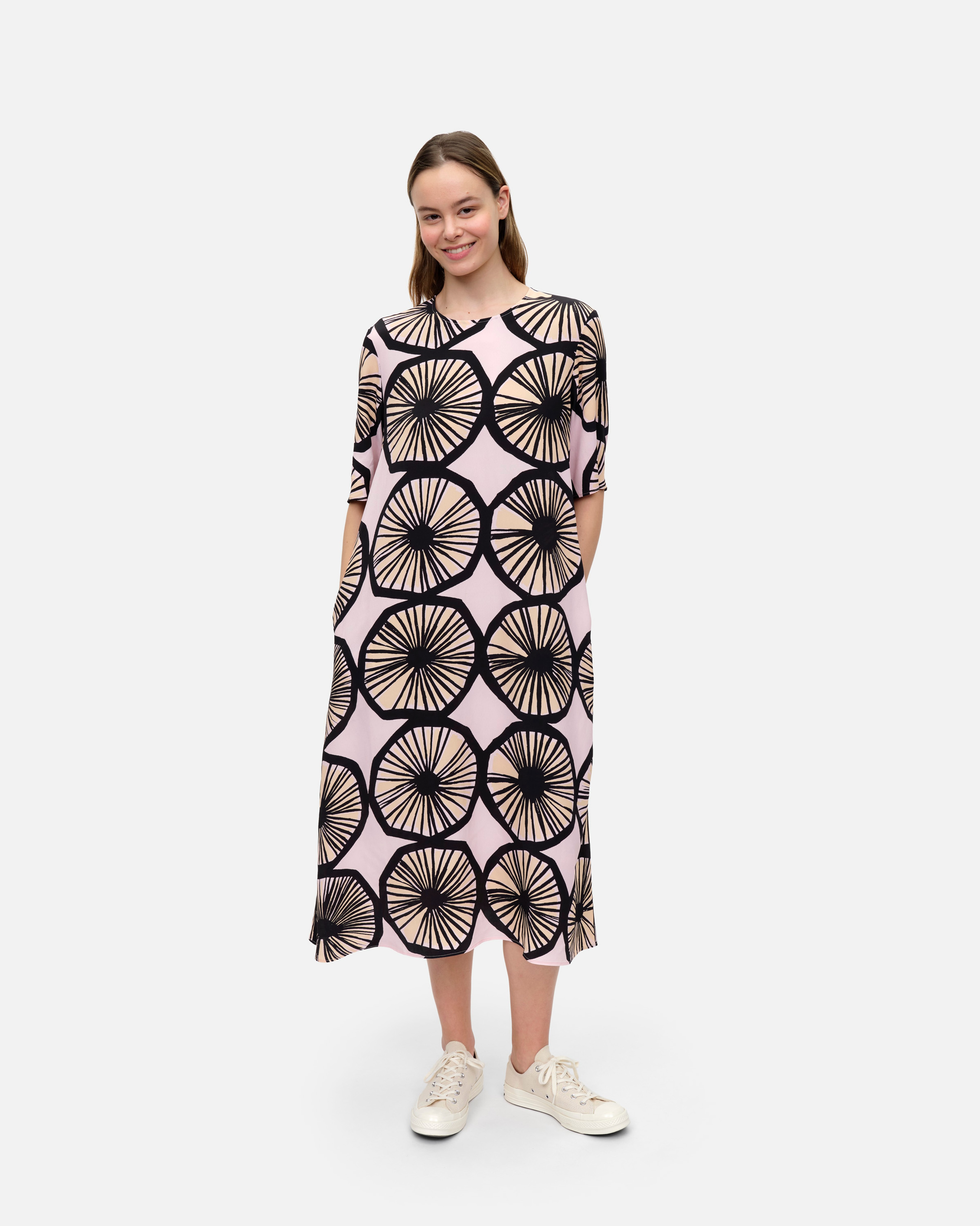 Torni Appelsiini, Viscose dress, light pink, beige, black,