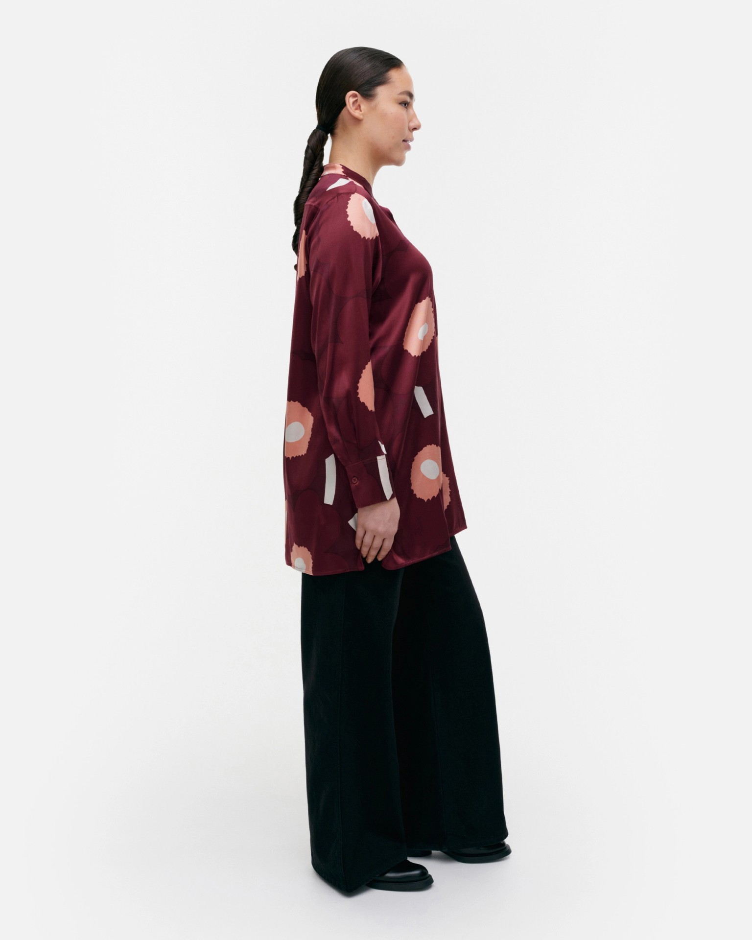 Tiina Unikko, Silk tunic, dark red, wine red, light pink,