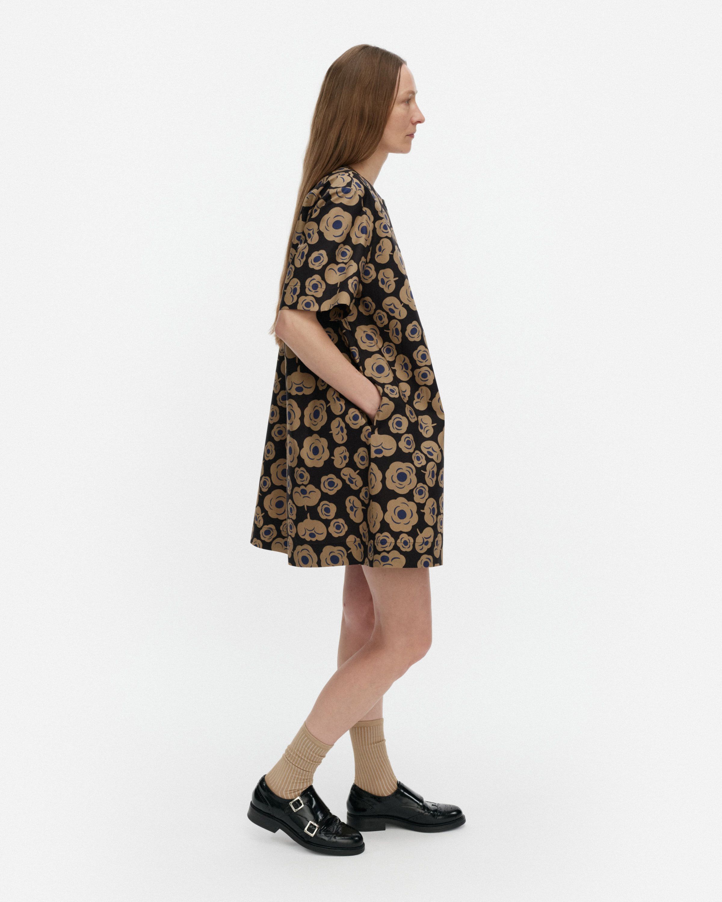 Taitavuus Tumma Dress | Marimekko