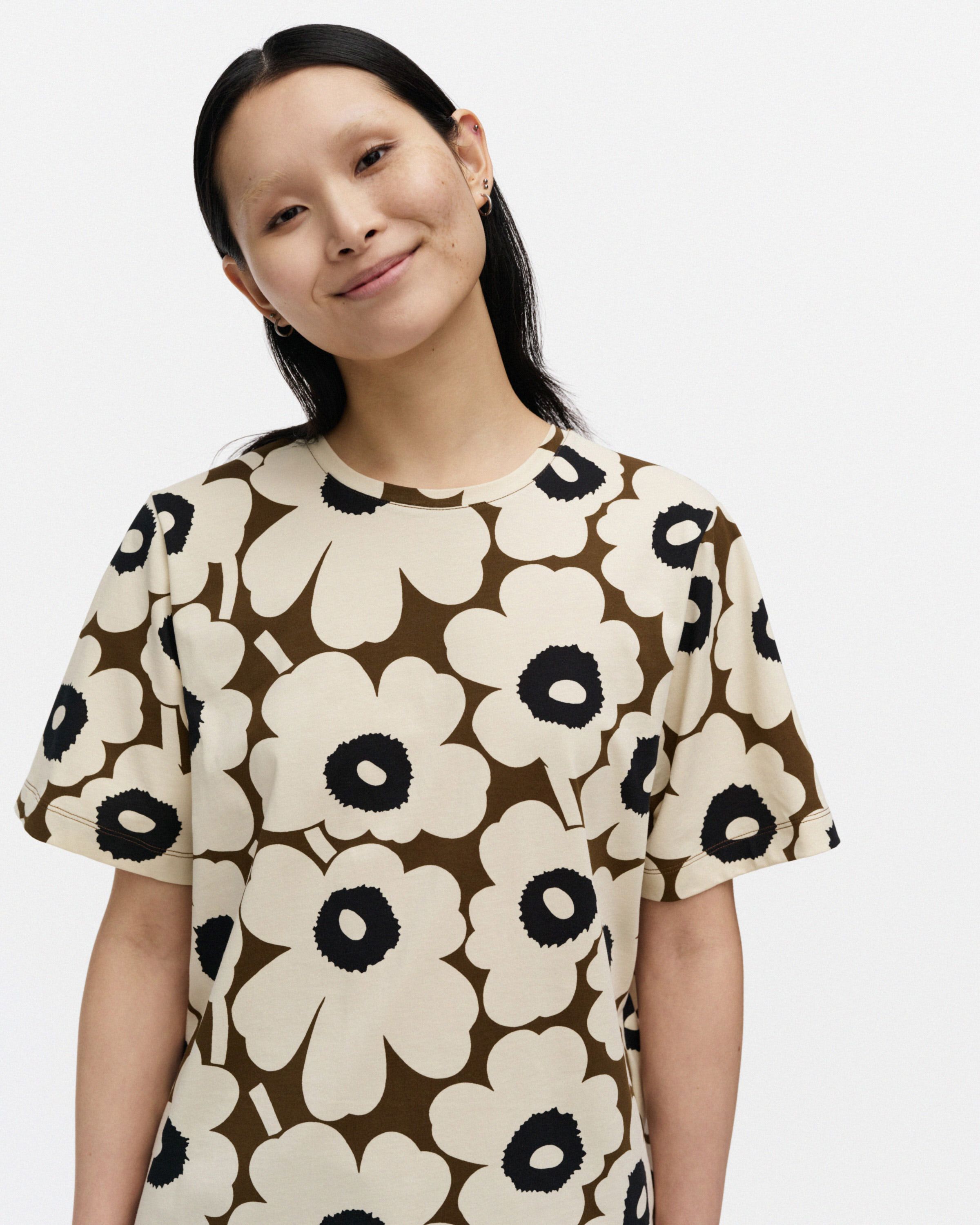 Tunnit Unikko T-shirt beige, brown, black | Marimekko