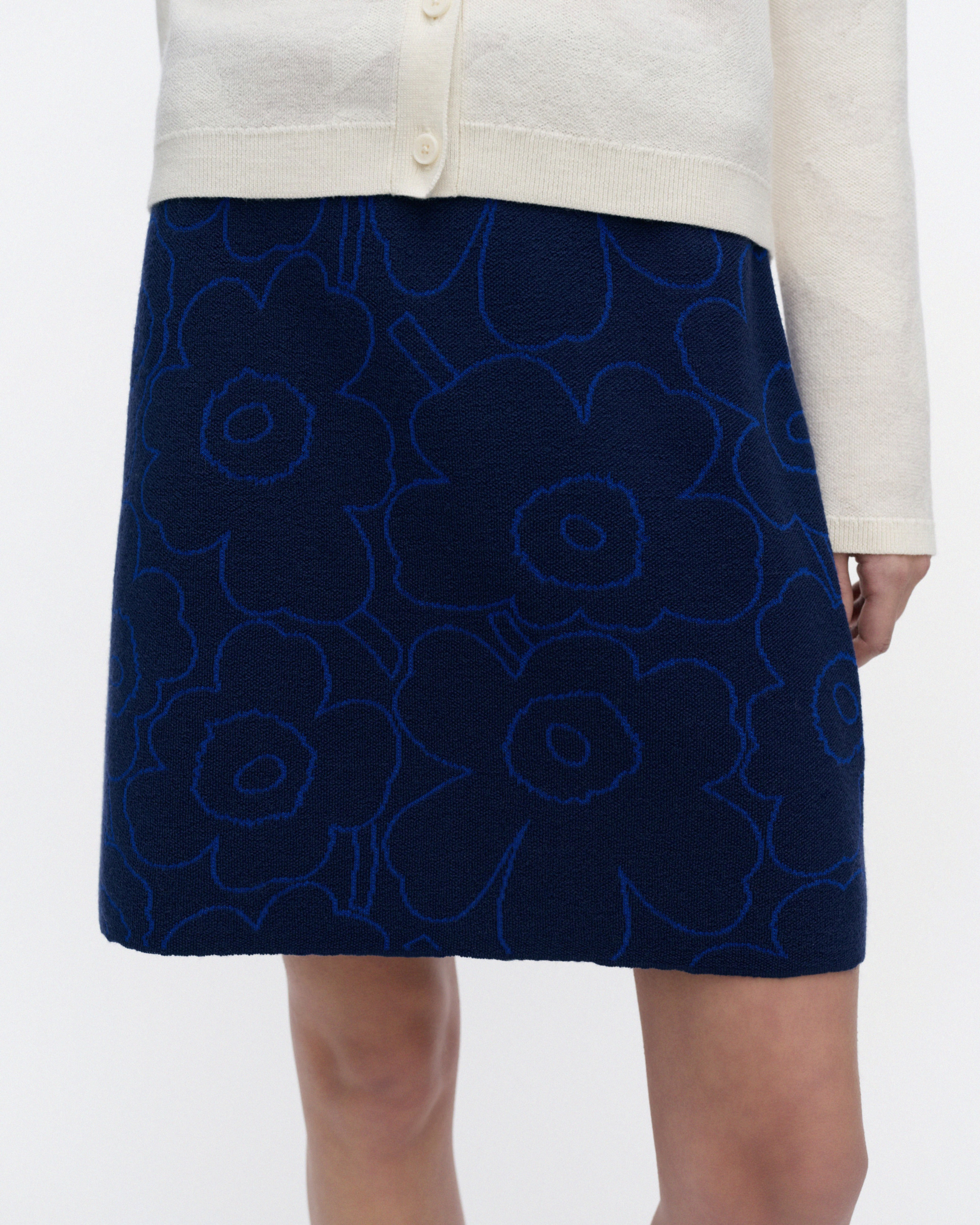 Vapaus Piirto Unikko, Knitted skirt, dark navy, bright blue,