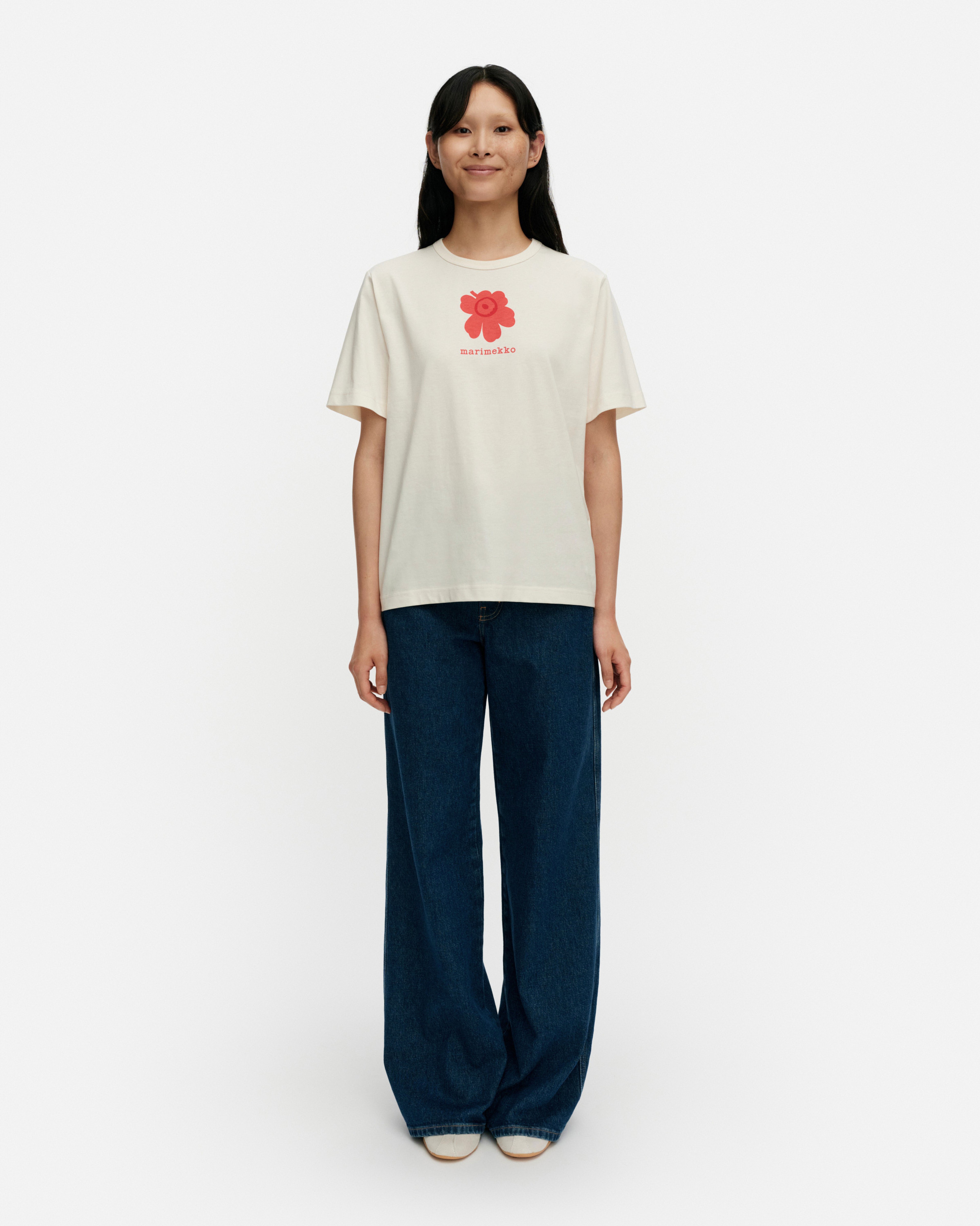 Erna Unikko Placement, Kioski t-shirt, off white, red,