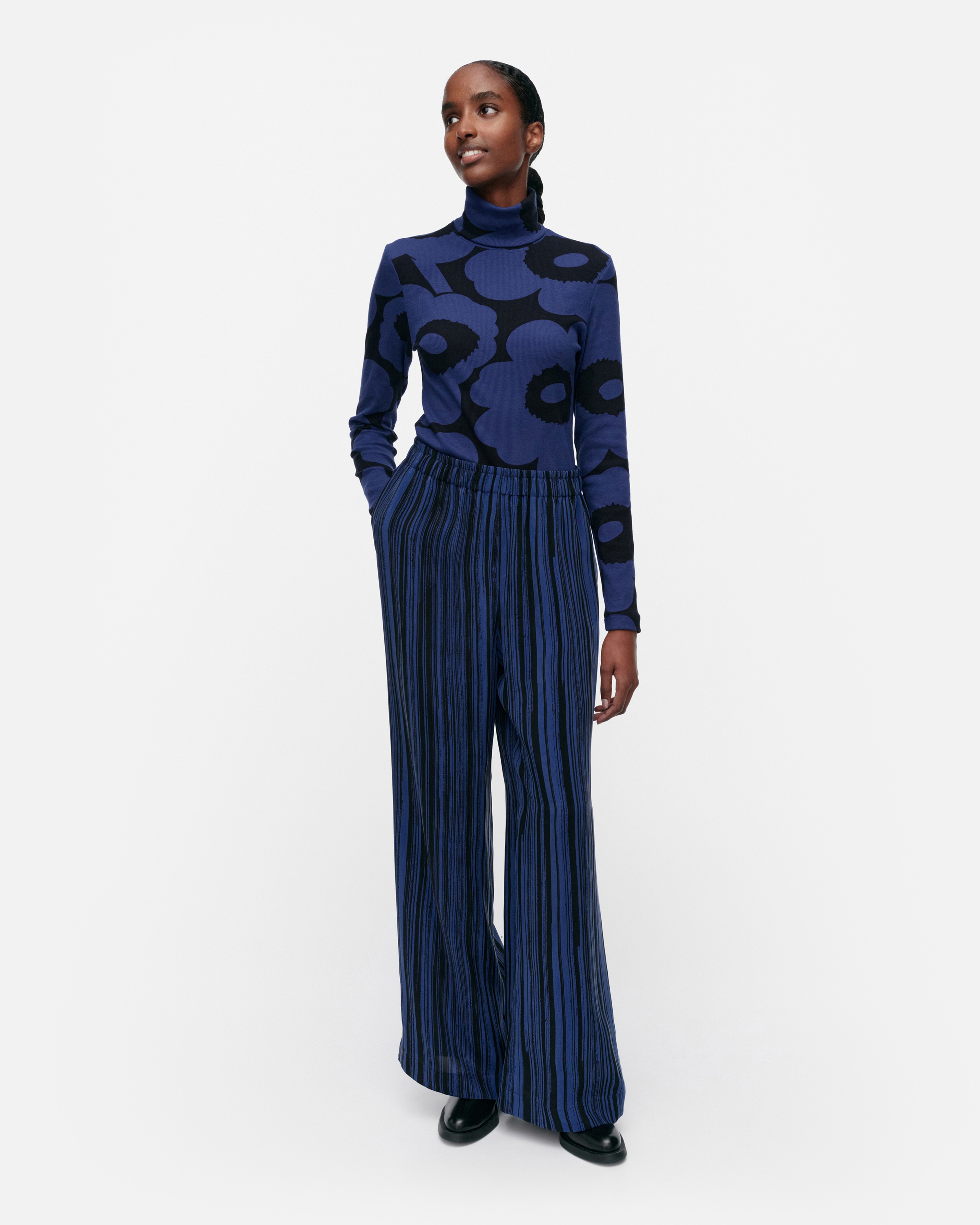 Oanet Siluetti, Cupro trousers, blue, black,