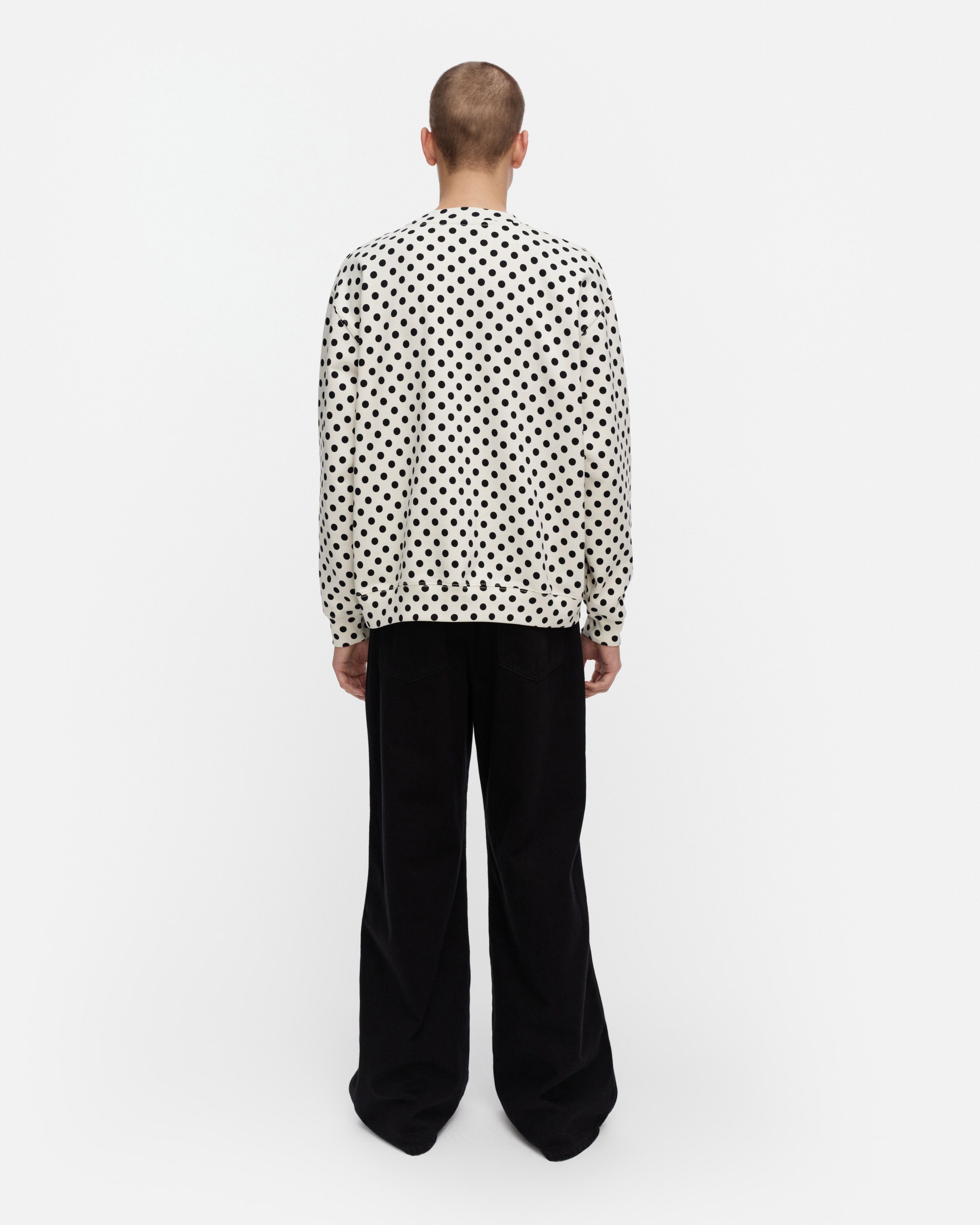 【marimekko】UNIKKO/RUNOJA HoodieMサイズ　ホワイト Runoja Unikko Placement Kioski hoodie black,off white | Marimekko