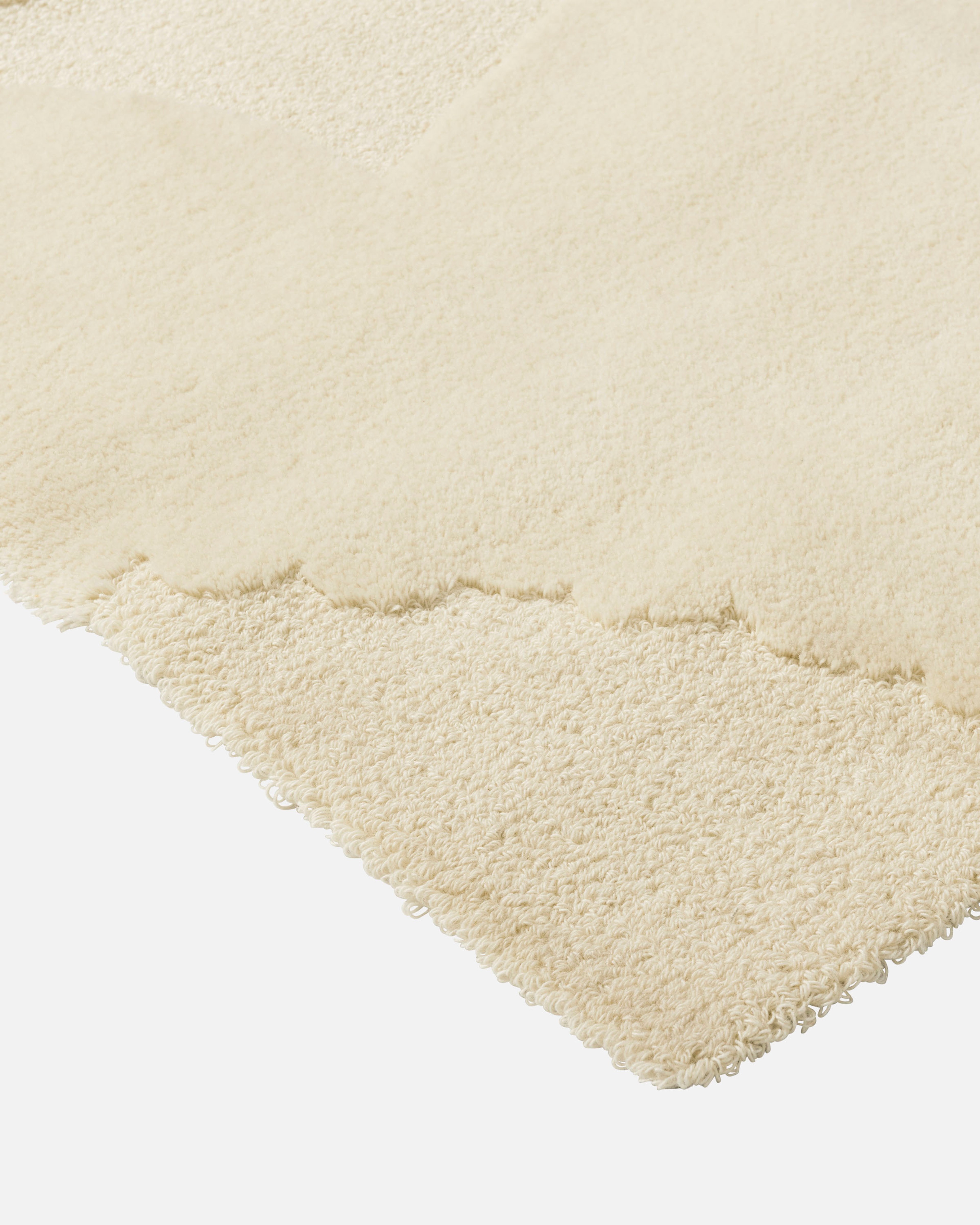 Iso Unikko Rug 140x200 cm