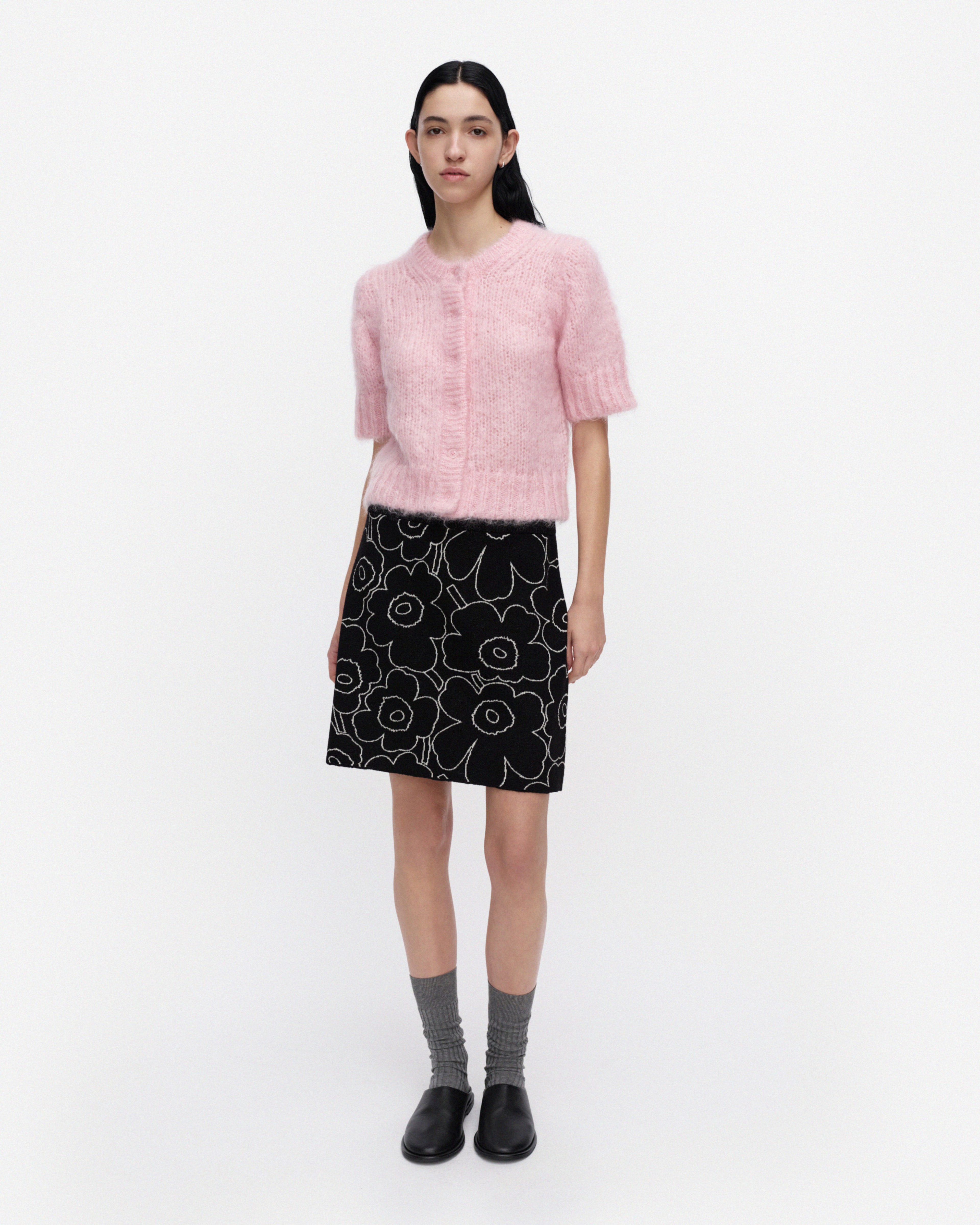Vapaus Piirto Unikko, Knitted skirt, black, off white,